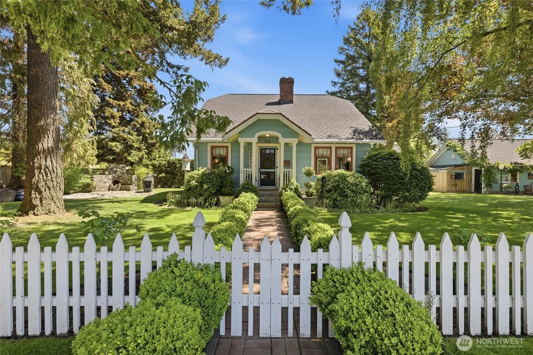 Property photo for 214 15th Street, Lynden