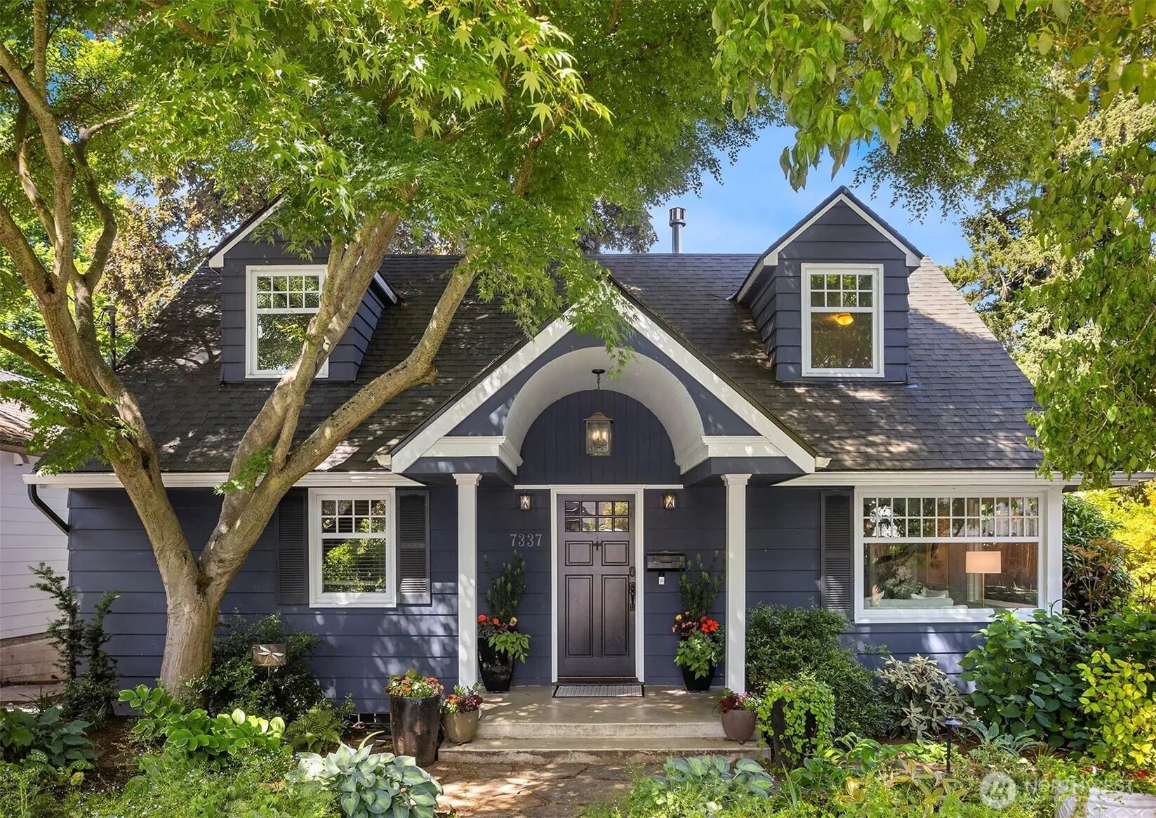 7337 48th Avenue Ne, Seattle