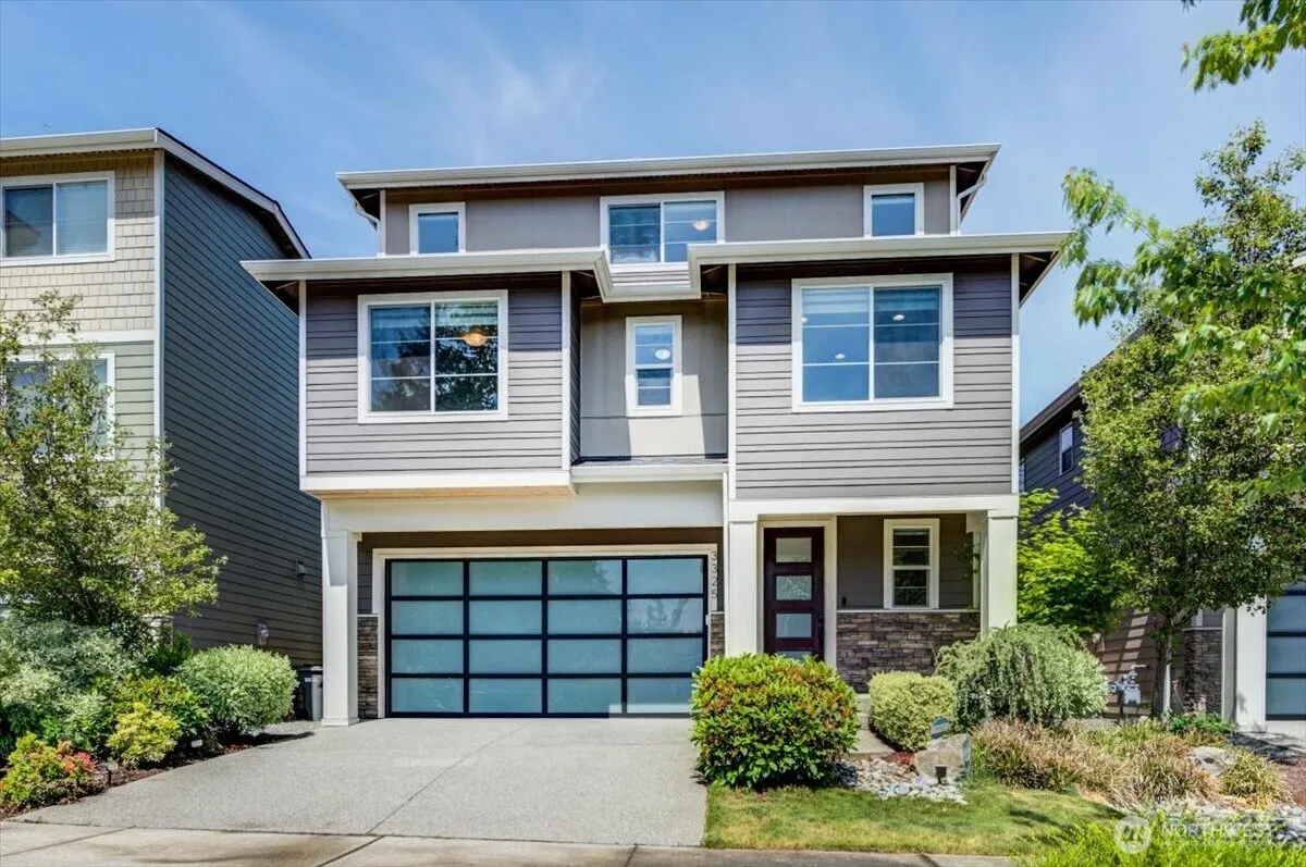 Property photo for 3325 167th Place Se, Bothell photo 2