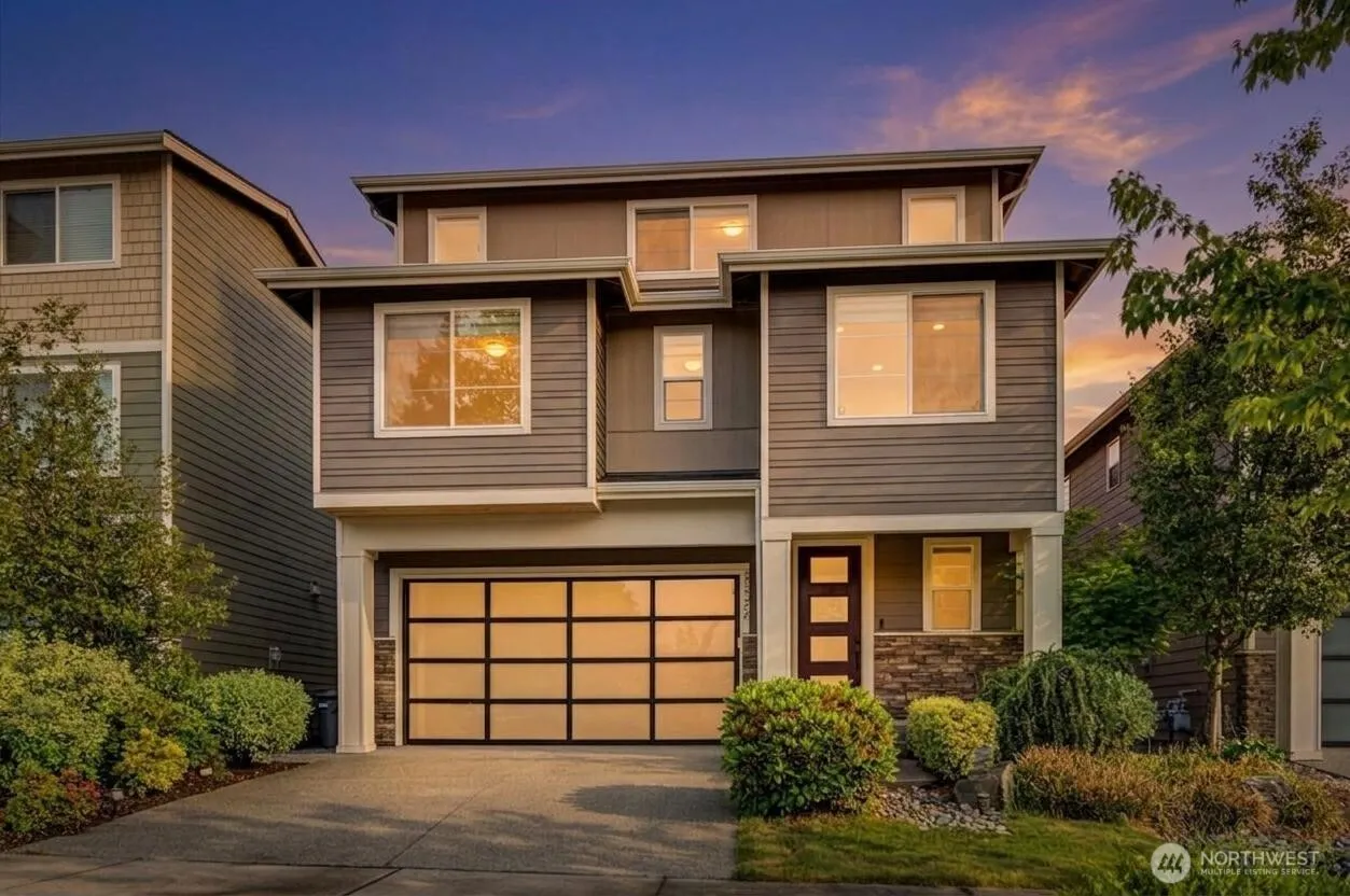 Property photo for 3325 167th Place Se, Bothell