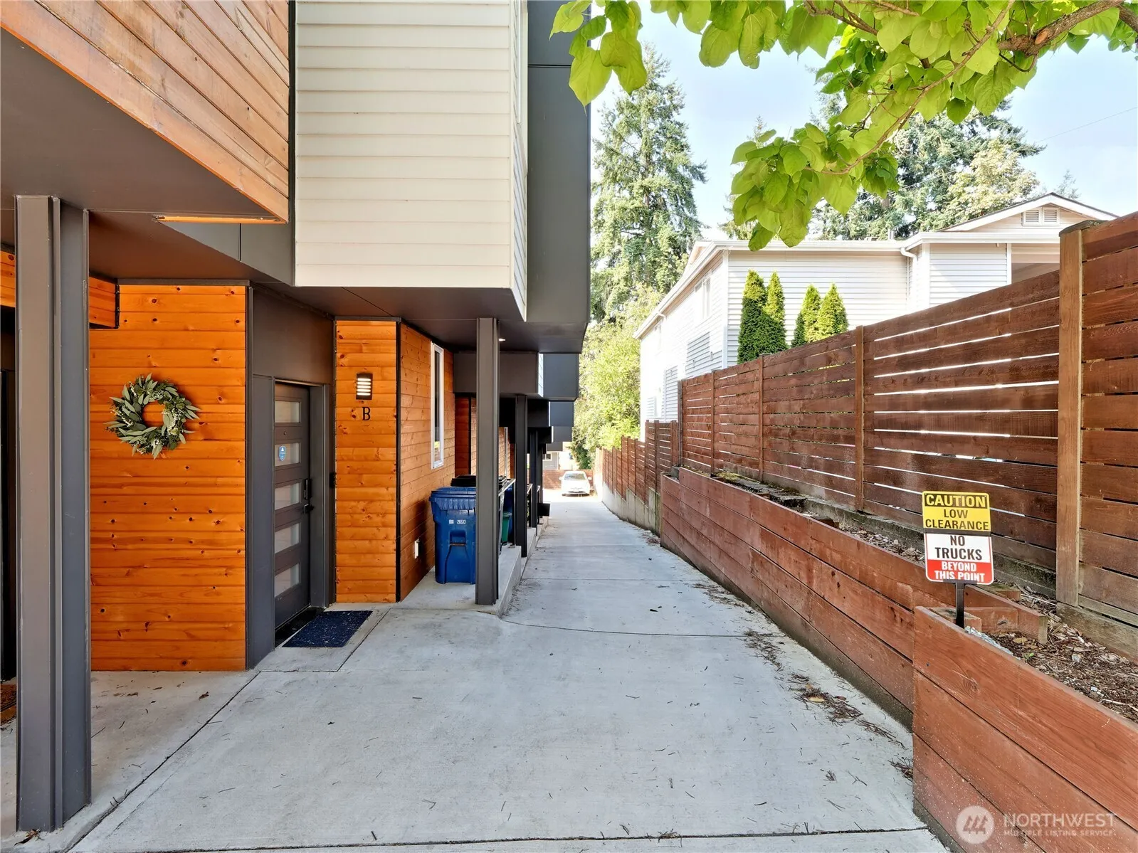 Property photo for 14023 Greenwood Avenue N #c, Seattle photo 2
