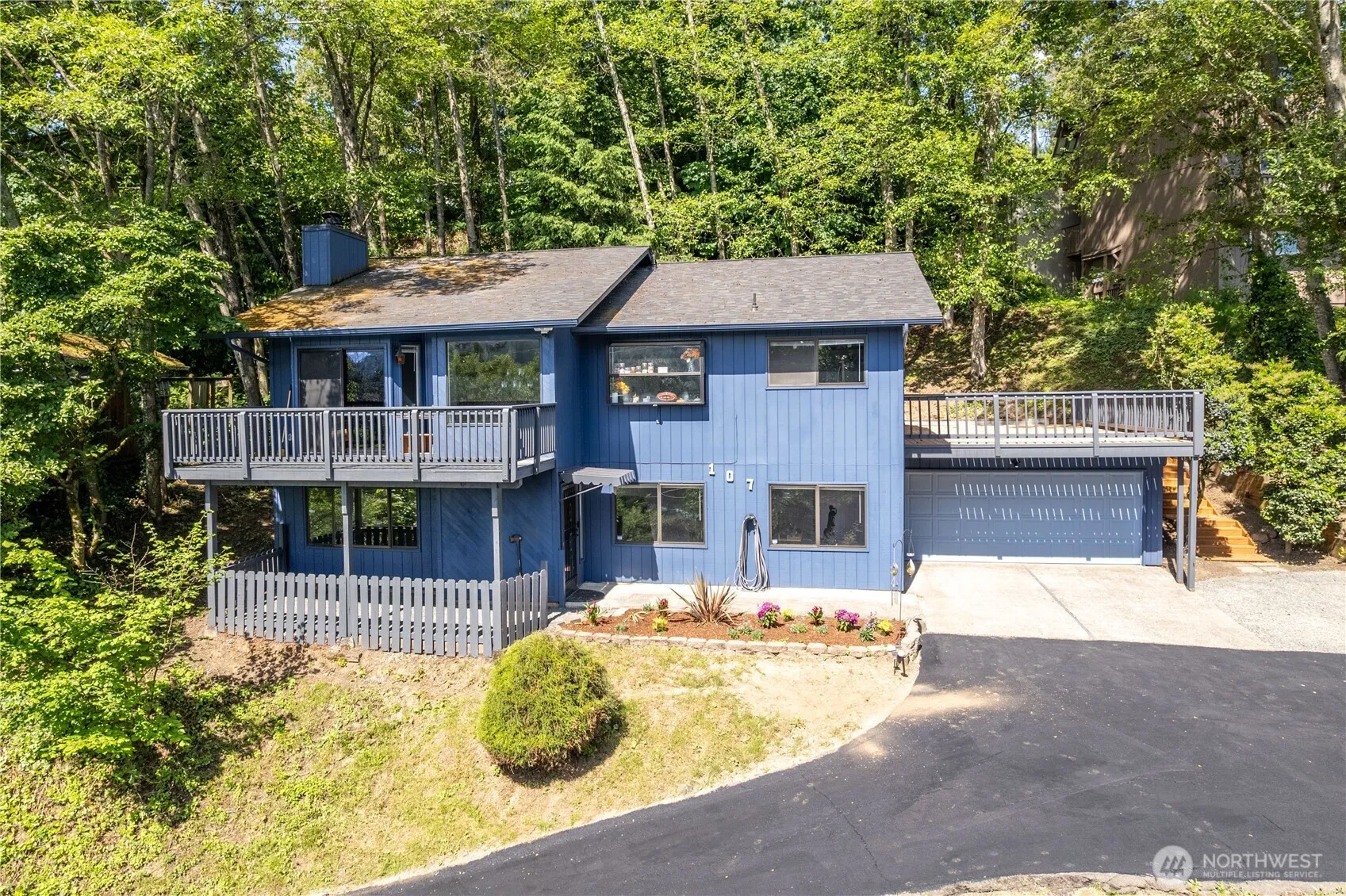 Property photo for 107 Alderwood Lane, Longview