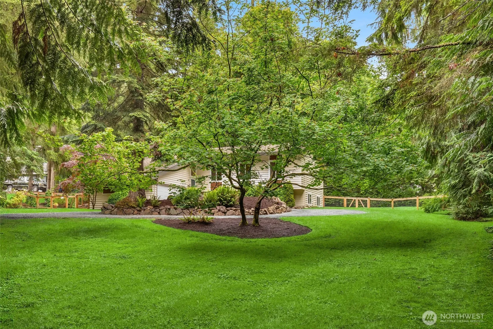 Property photo for 19122 181st Avenue Ne, Woodinville photo 3