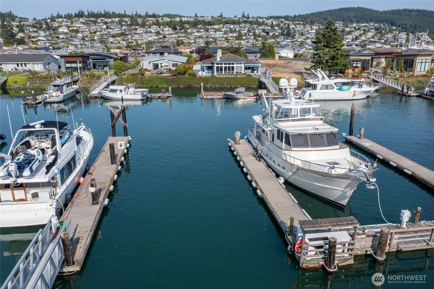 Property photo for 1909 Skyline Way #f, Anacortes photo 3