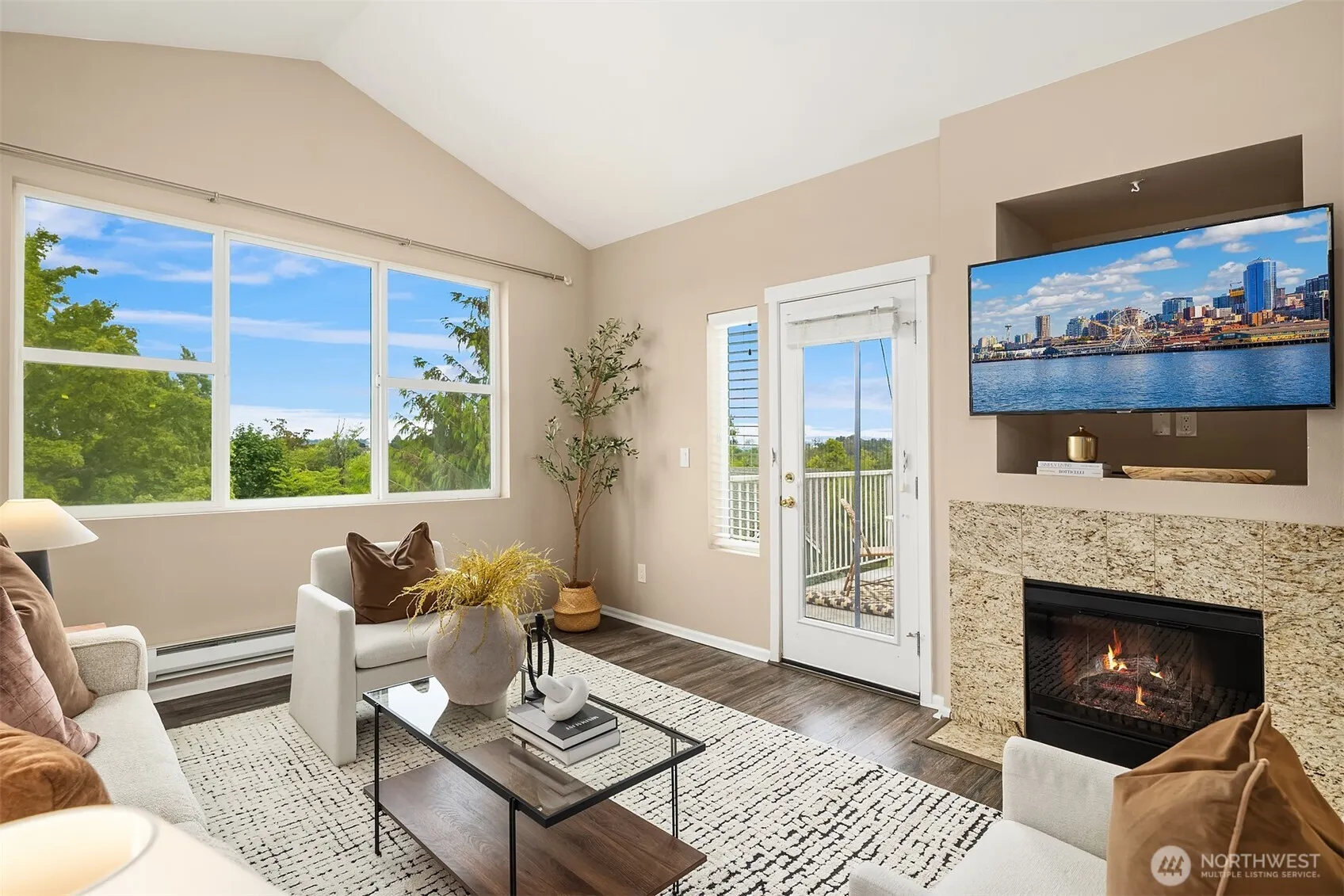 Property photo for 2830 Sw Raymond Street #301, Seattle