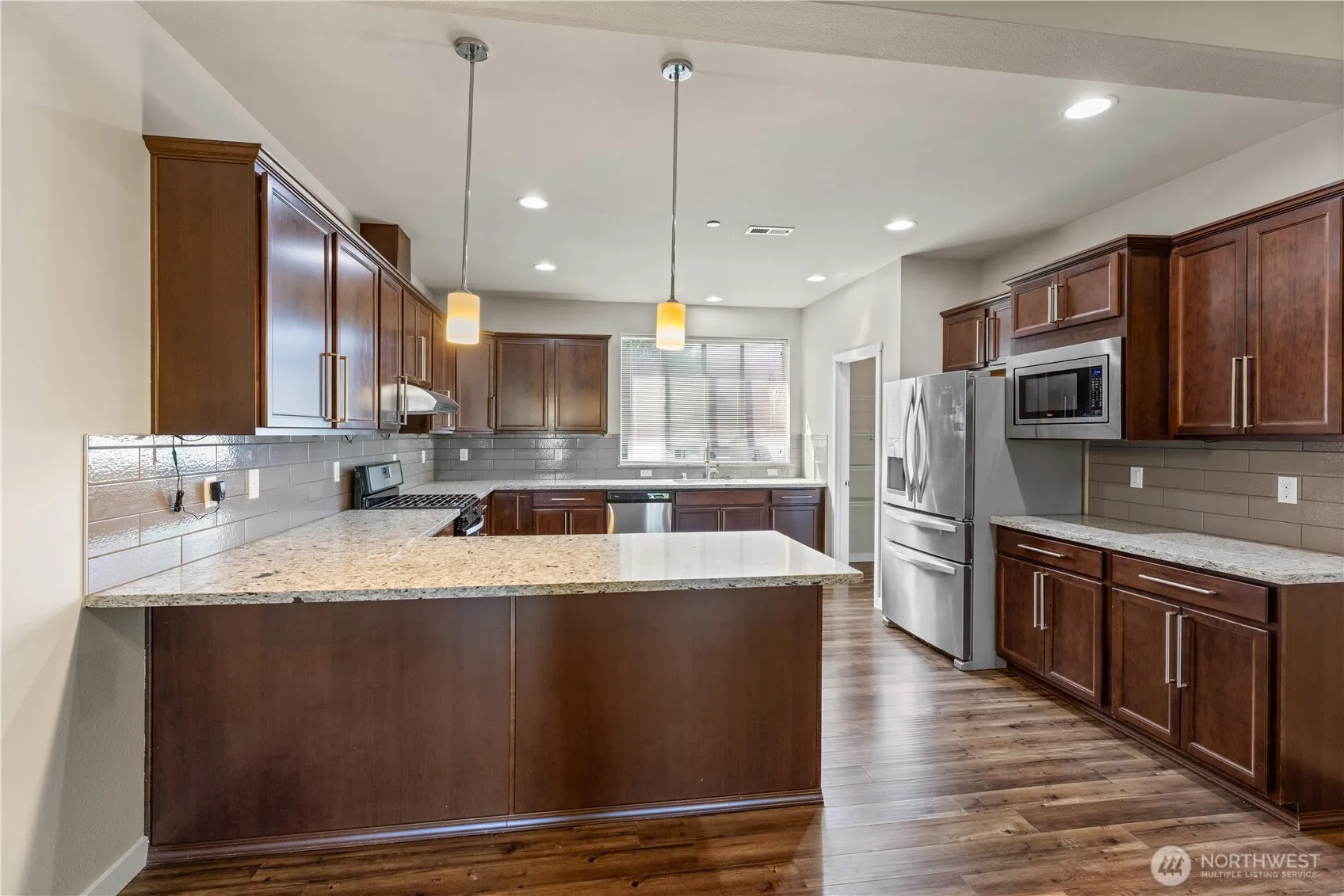 Property photo for 16611 48th Avenue W #f1, Edmonds photo 4