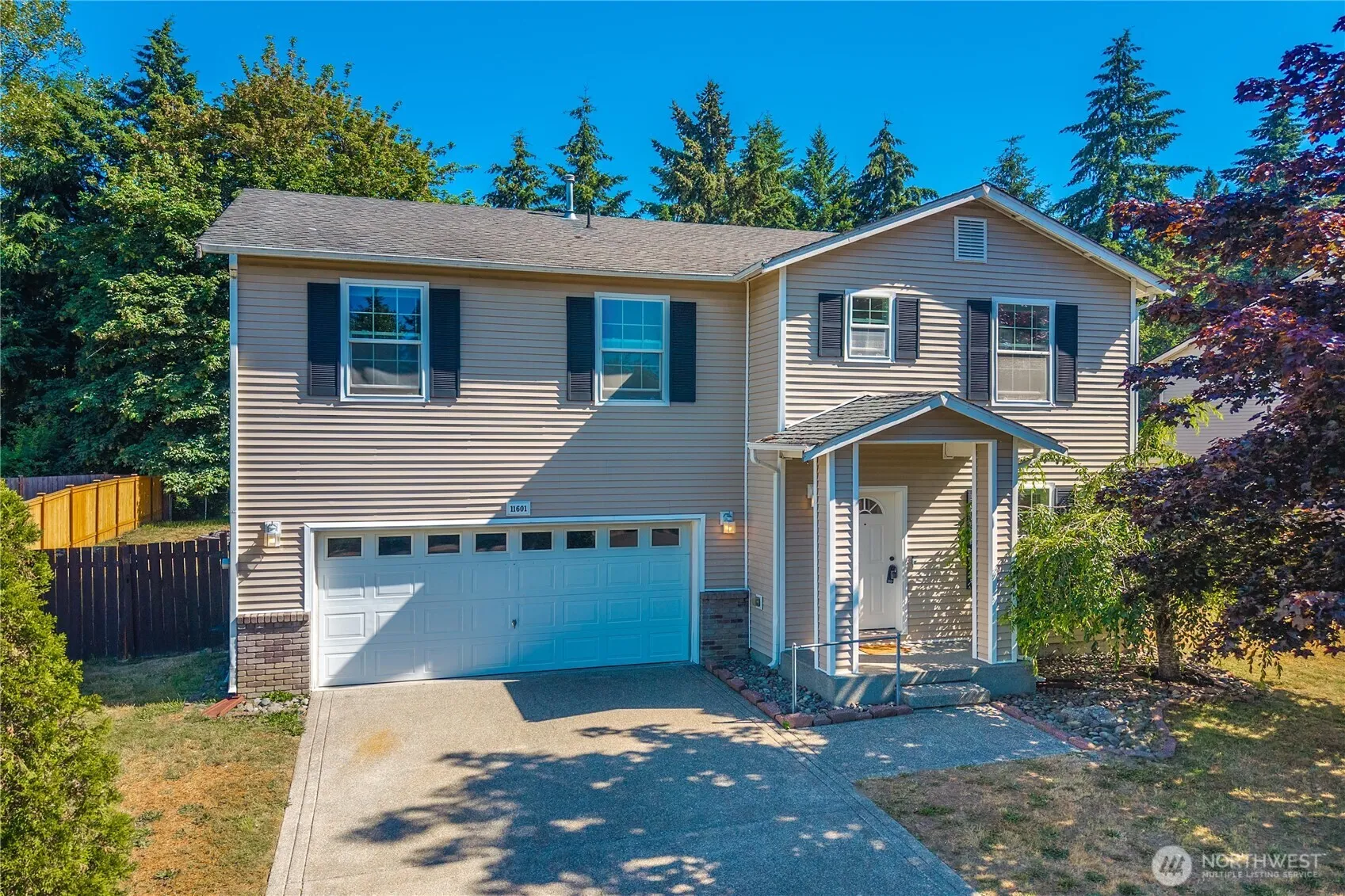 Property photo for 11601 212th Street E, Graham