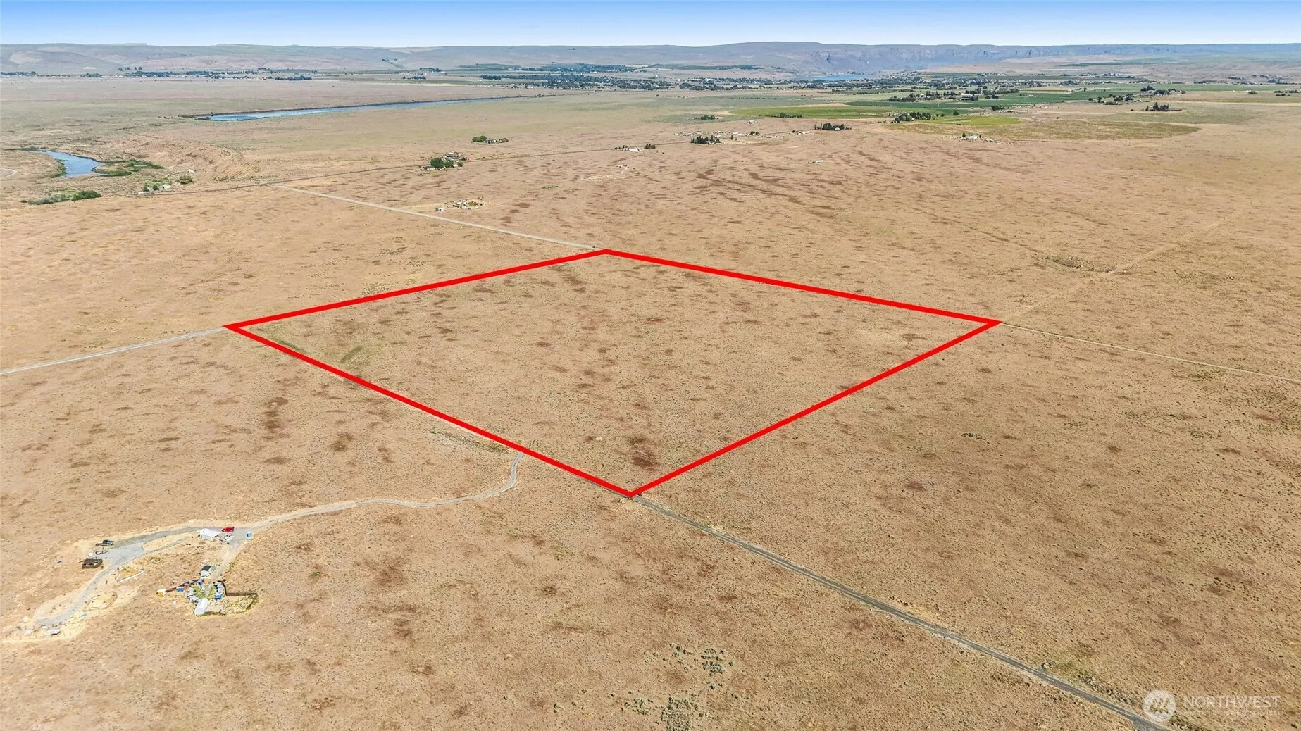 Property photo for 0 Road 16 Ne And West C Road, Soap Lake photo 5