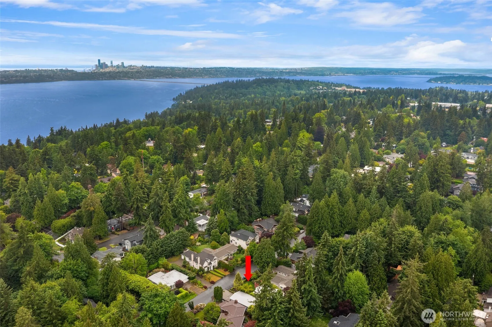 Property photo for 4648 89th Avenue Se, Mercer Island photo 4