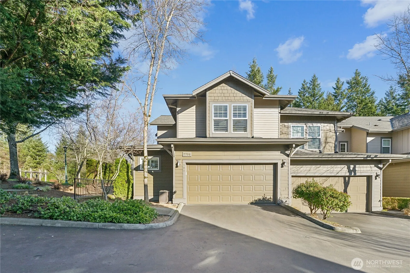 Property photo for 7704 Fairway Avenue Se #601, Snoqualmie photo 2