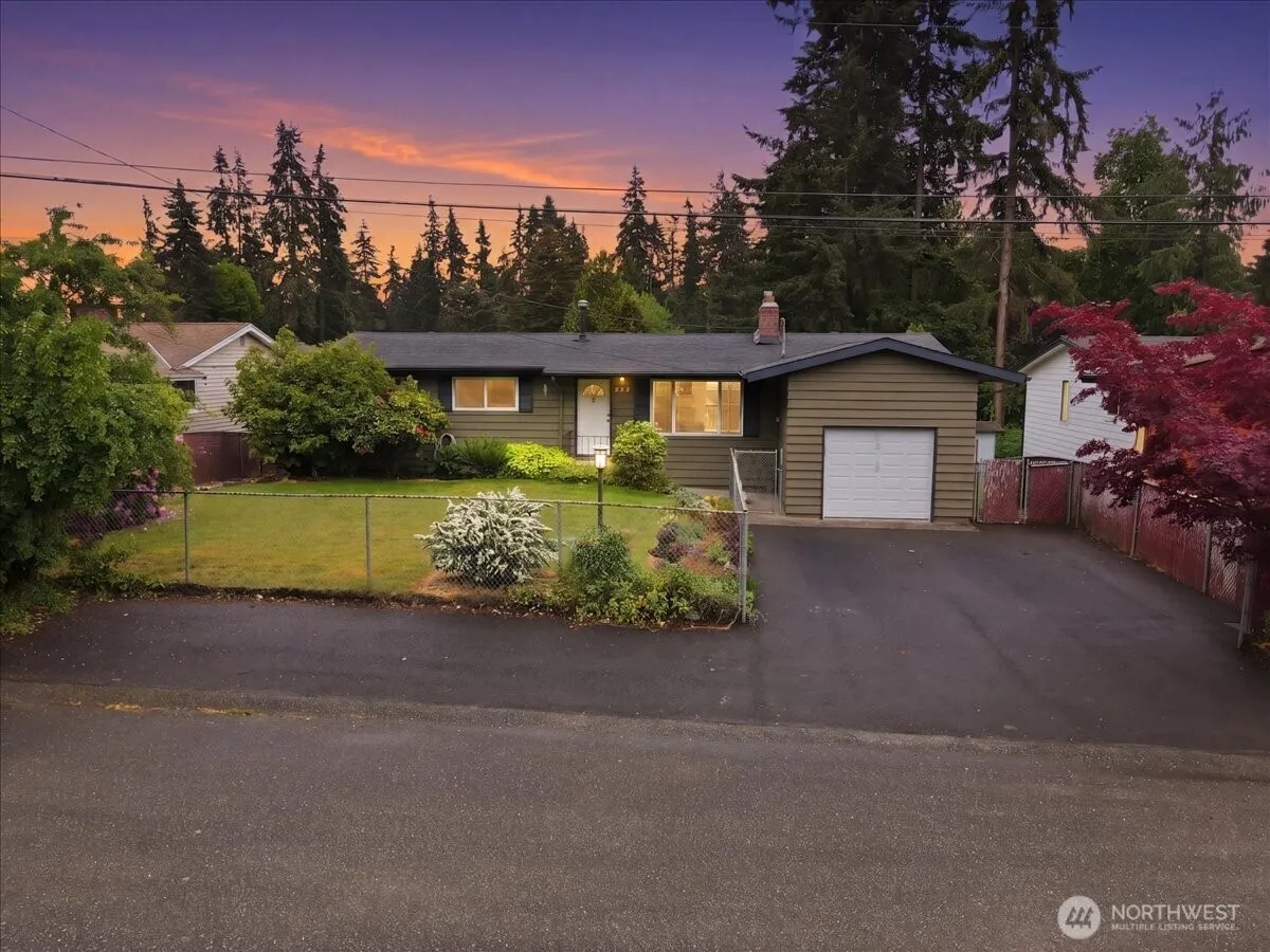 6110 N 186th Street Sw, Lynnwood