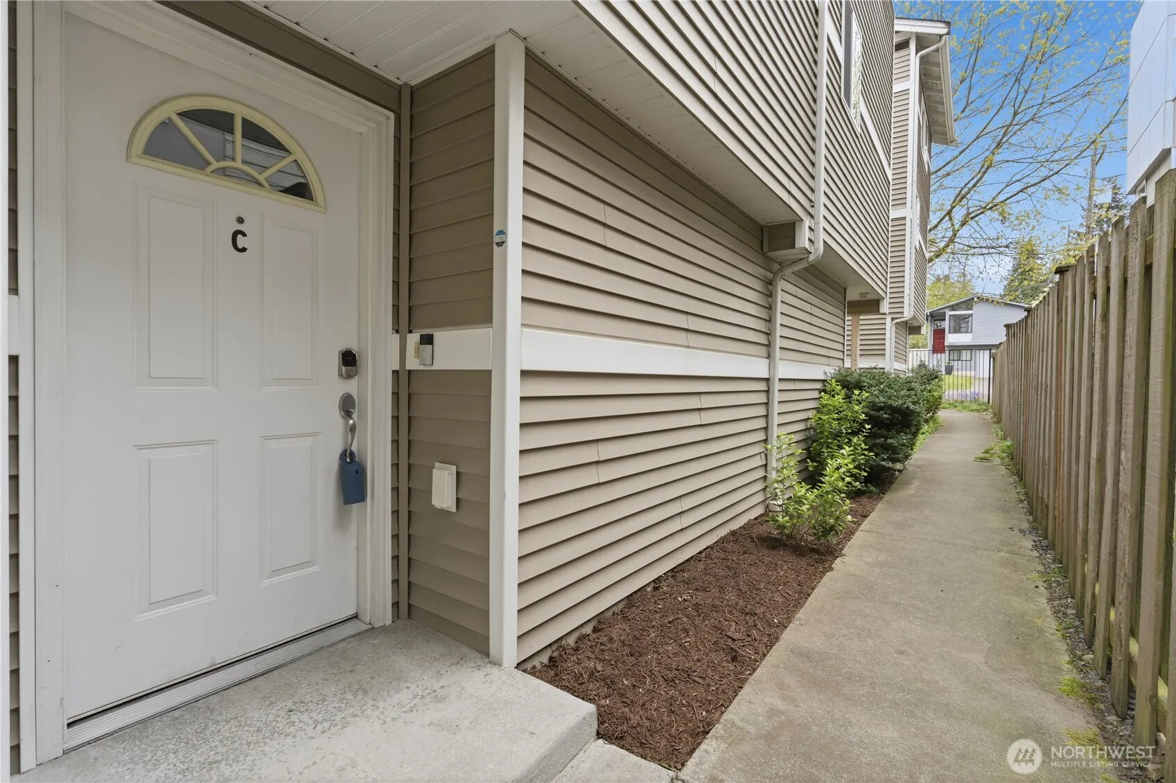 Property photo for 10520 Whitman Avenue N #c, Seattle photo 3