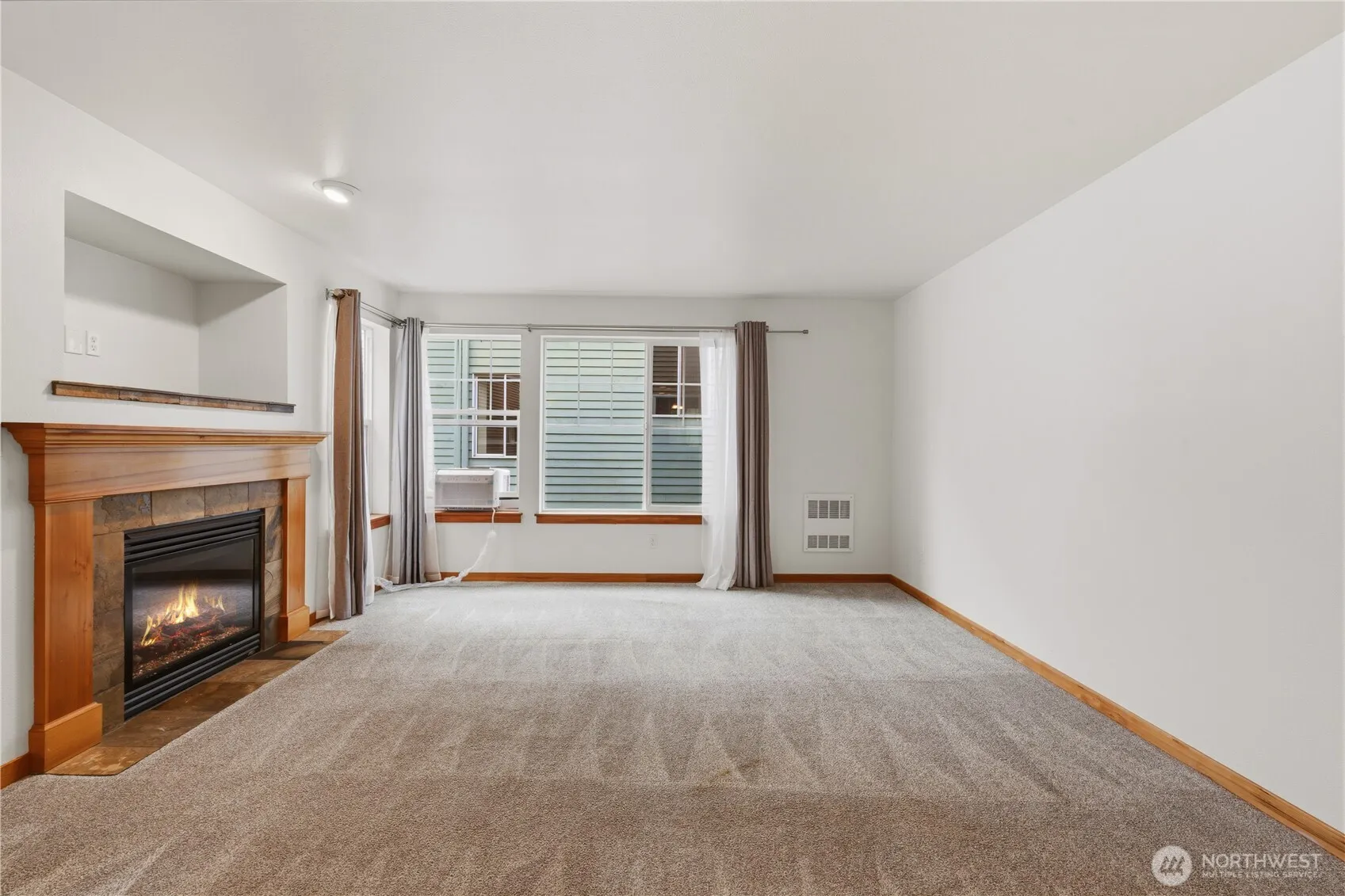 Property photo for 10520 Whitman Avenue N #c, Seattle photo 5