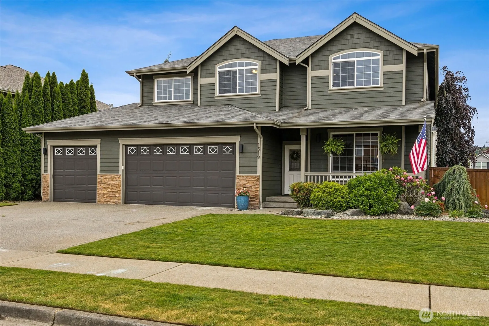 Property photo for 1519 Daffodil Avenue Ne, Orting