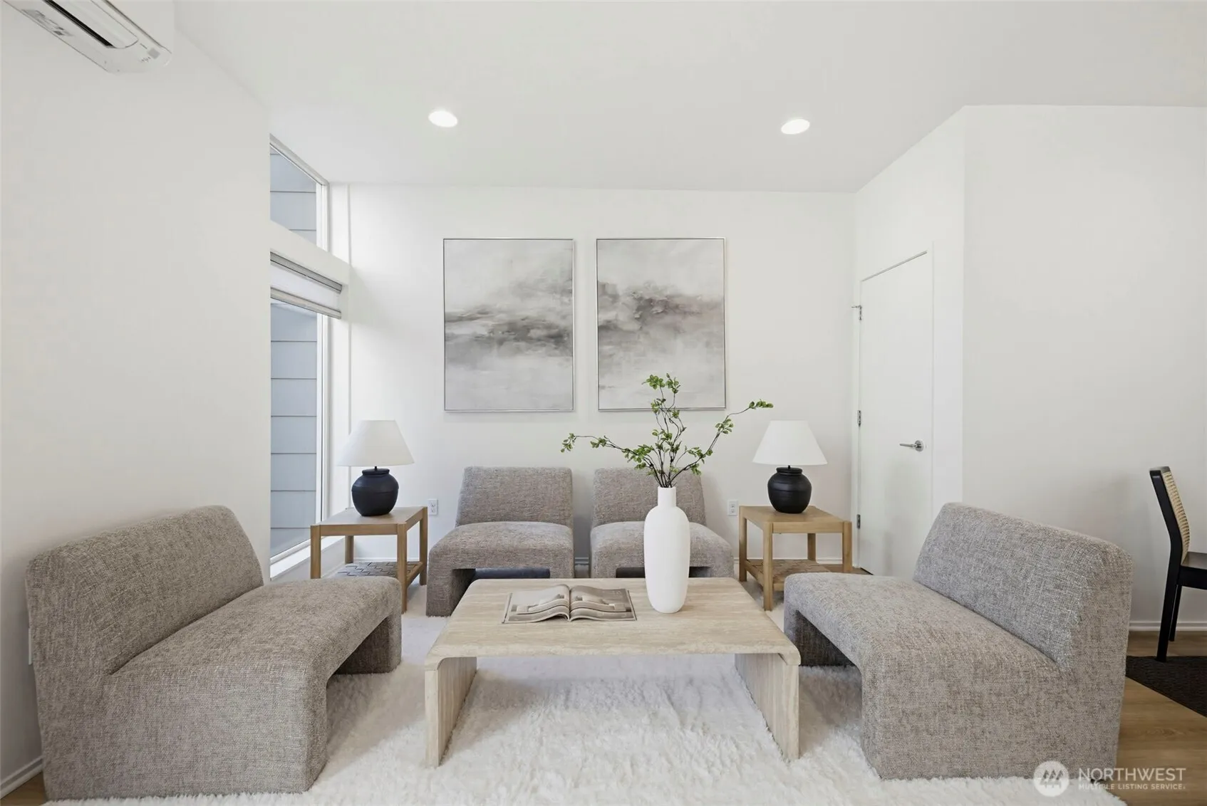 Property photo for 1520 13th Avenue S #d, Seattle photo 3