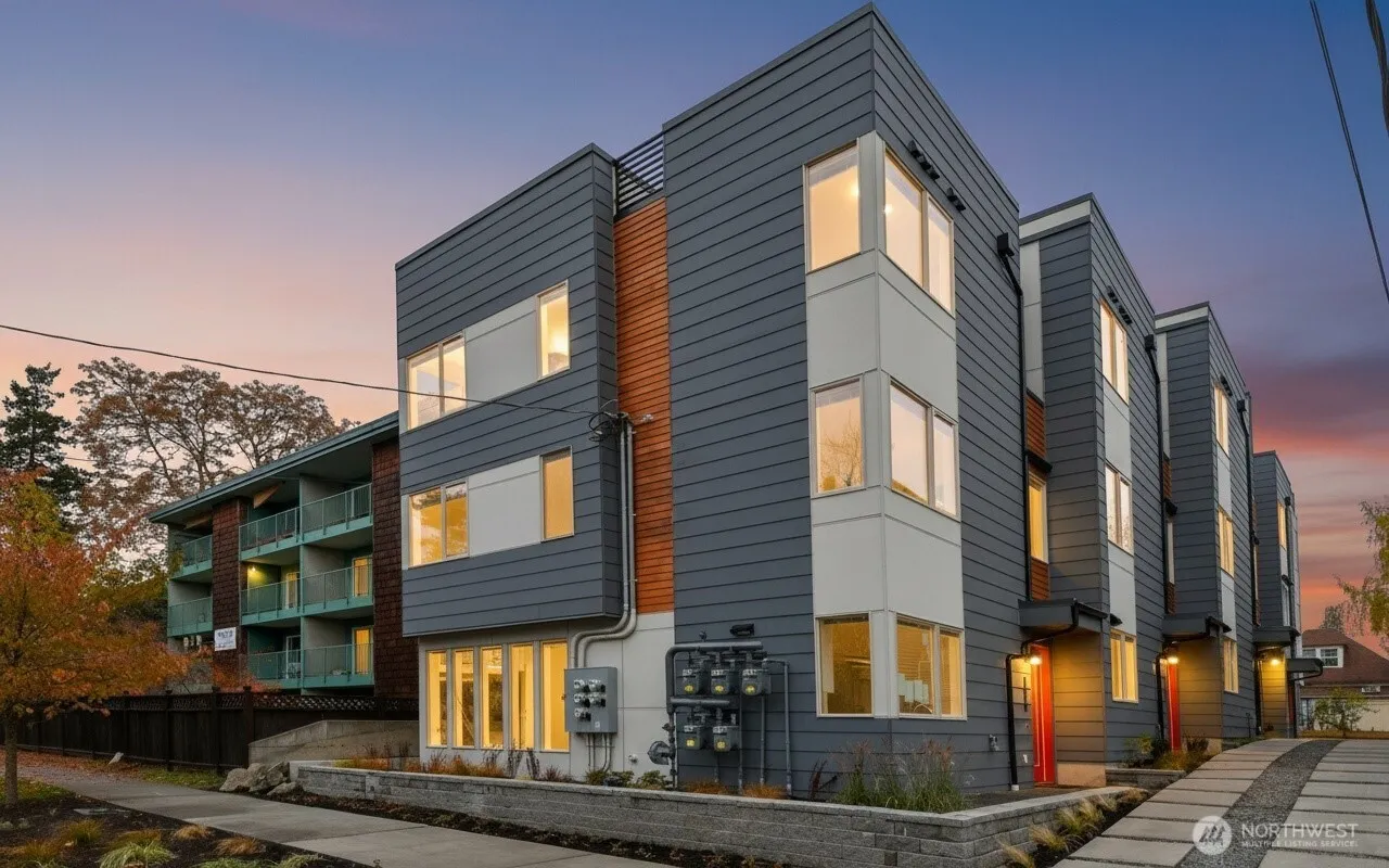 Property photo for 1520 13th Avenue S #d, Seattle