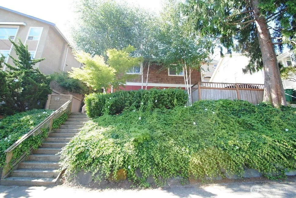 39 Etruria Street #3, Seattle