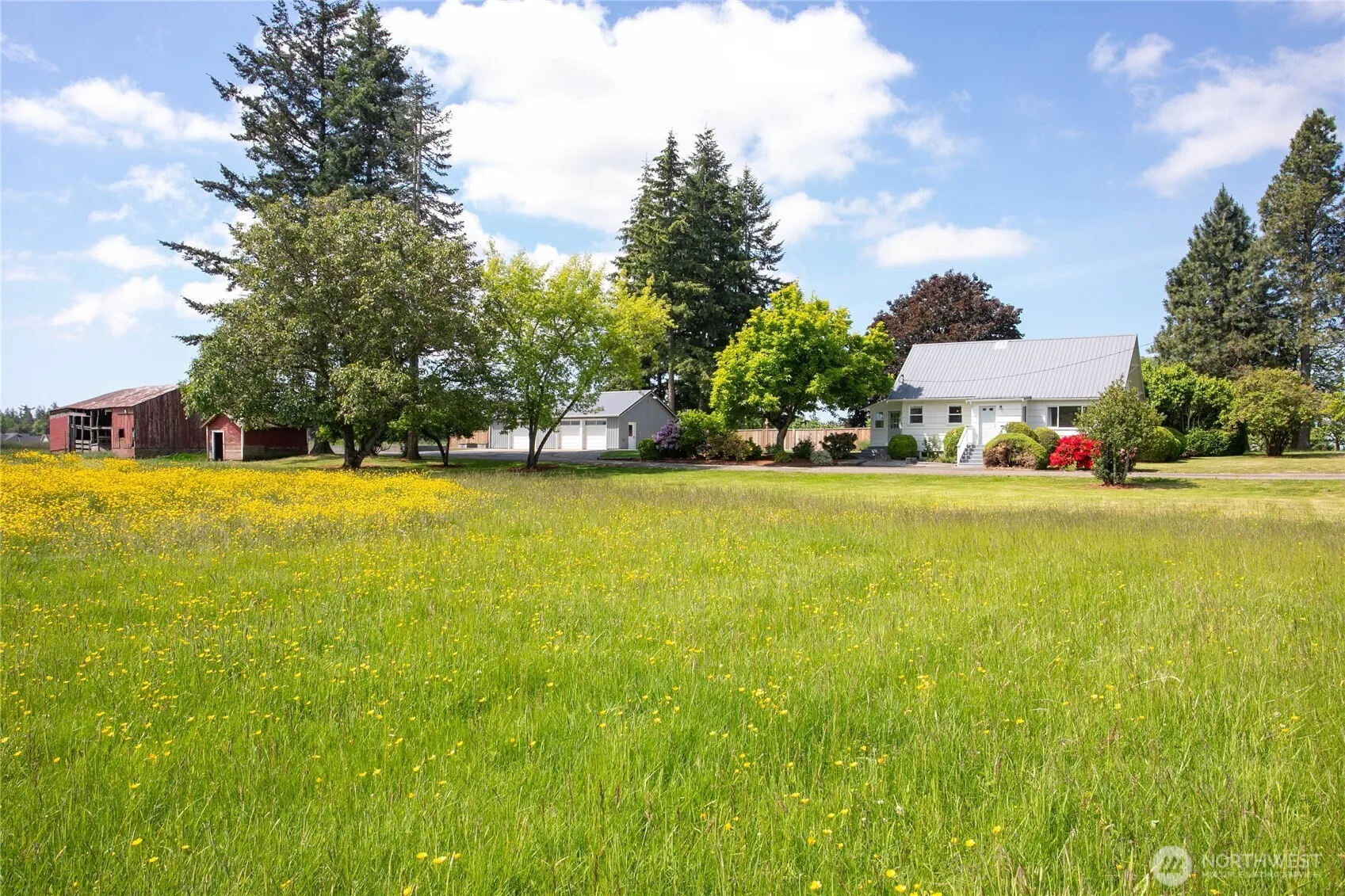 Property photo for 551 E Smith Road, Bellingham