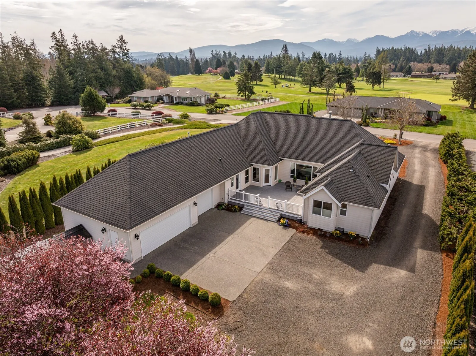 Property photo for 241 Lone Eagle Lane, Sequim photo 3