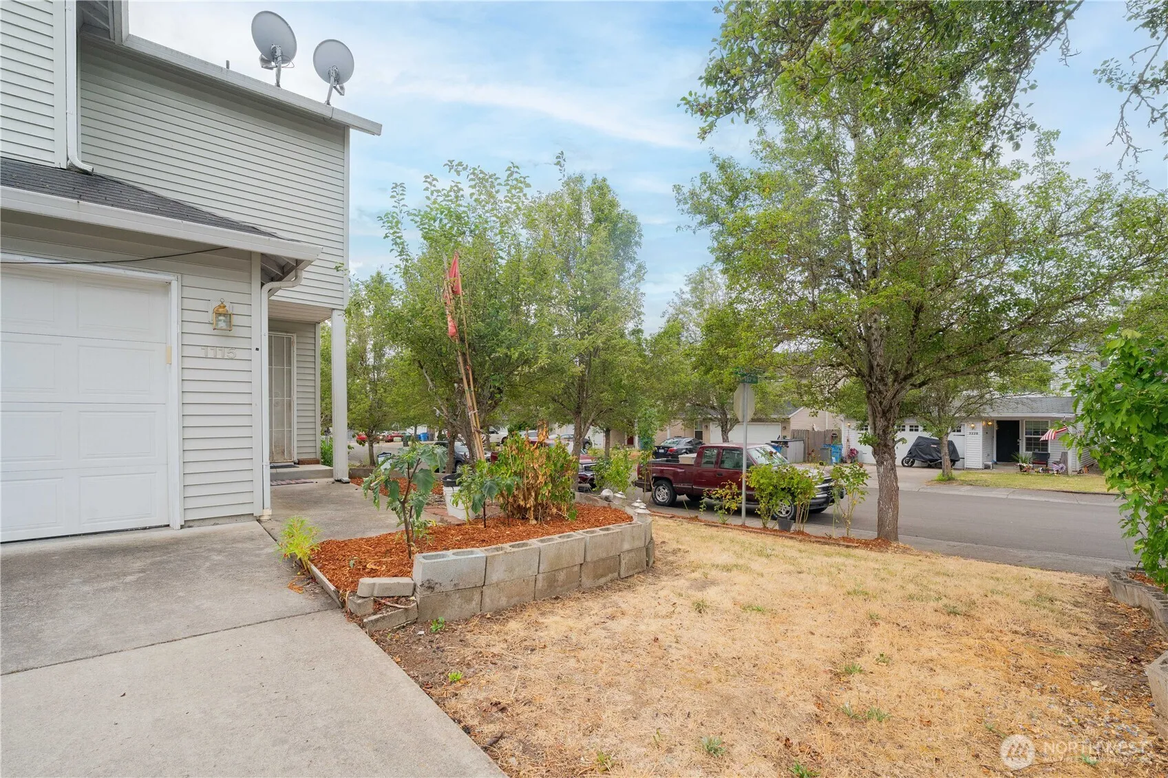 Property photo for 1115 W 33rd Way, Vancouver photo 3