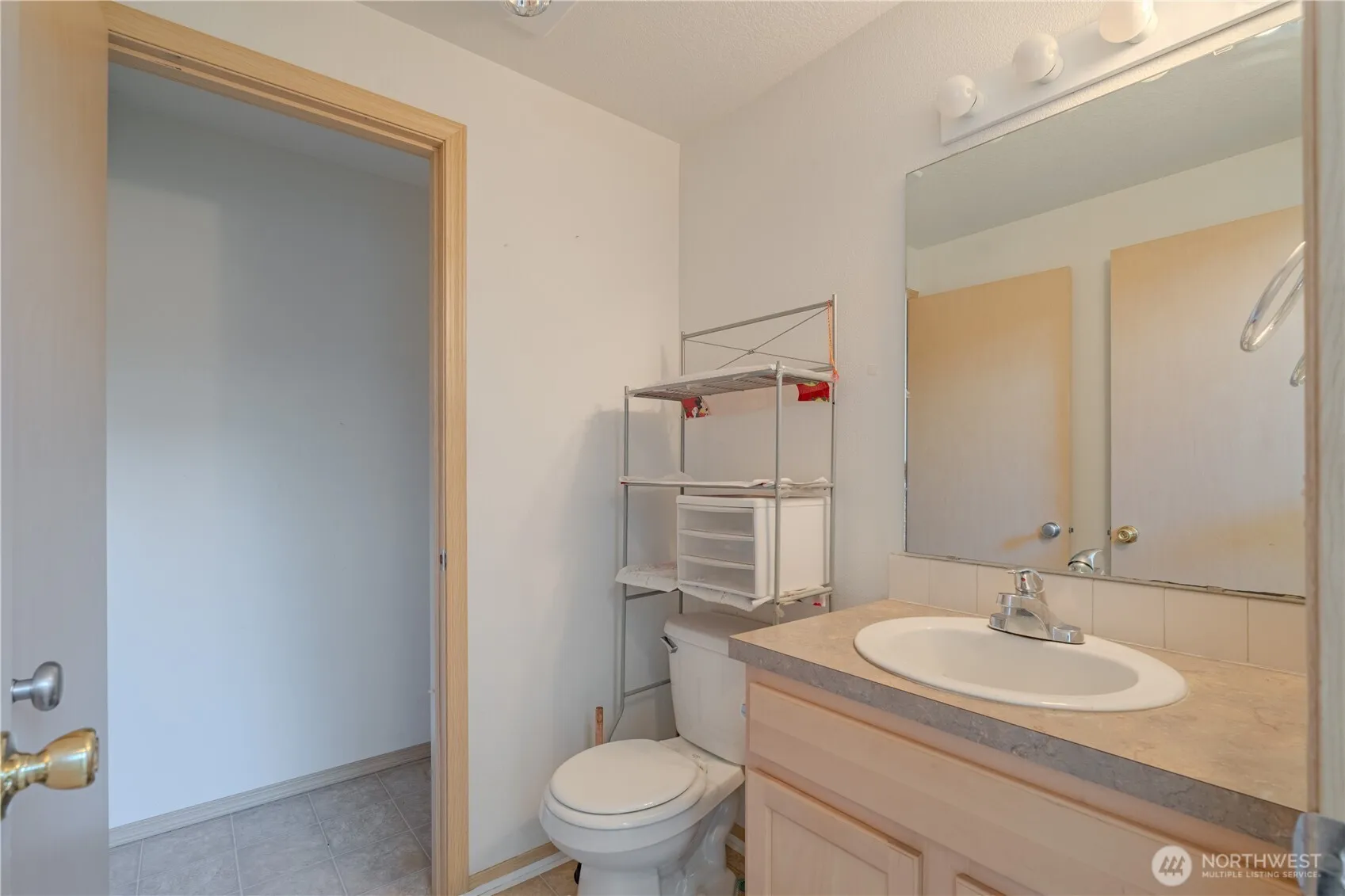 Property photo for 1115 W 33rd Way, Vancouver photo 5