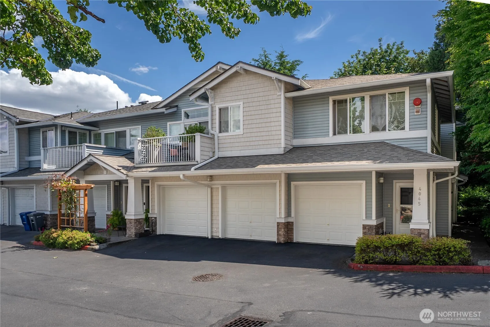 Property photo for 4045 S 212th Court #f, Sea Tac
