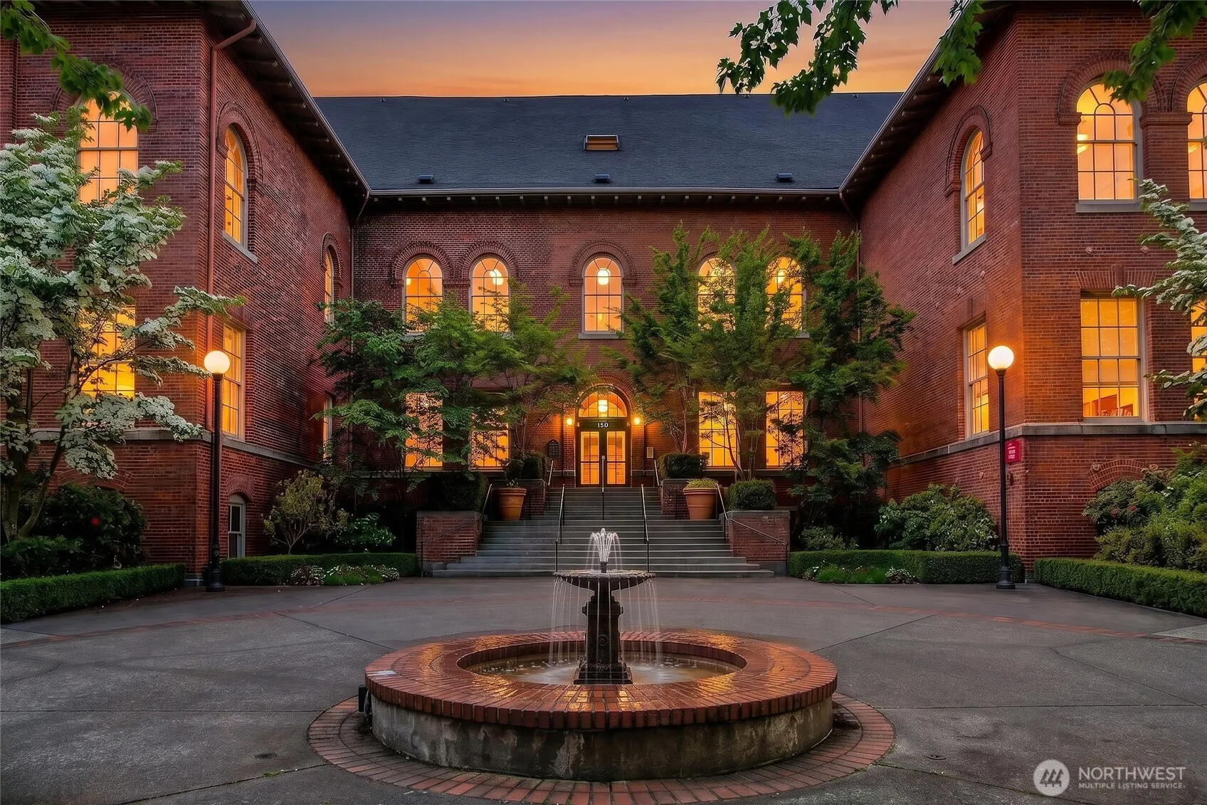 1401 5th Avenue W #306, Seattle