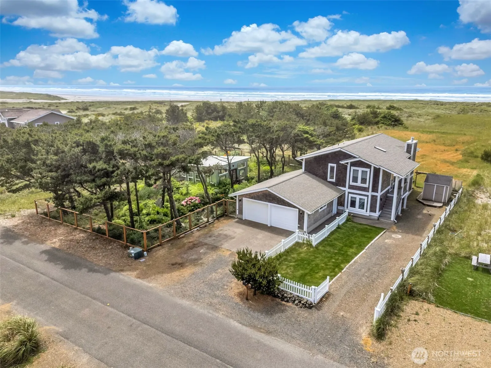 Property photo for 35305 & 35309 F Place, Ocean Park photo 2