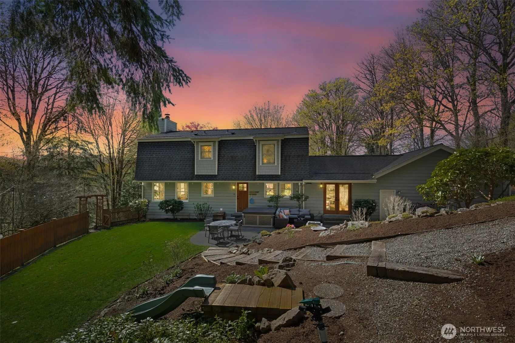 7238 Lakemont Boulevard Se, Bellevue