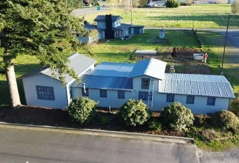 Property photo for 108 W Bartlett Road, Lynden photo 4