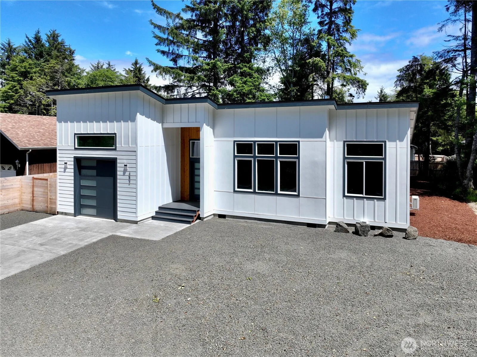 Property photo for 382 Lake View Loop Ne, Ocean Shores