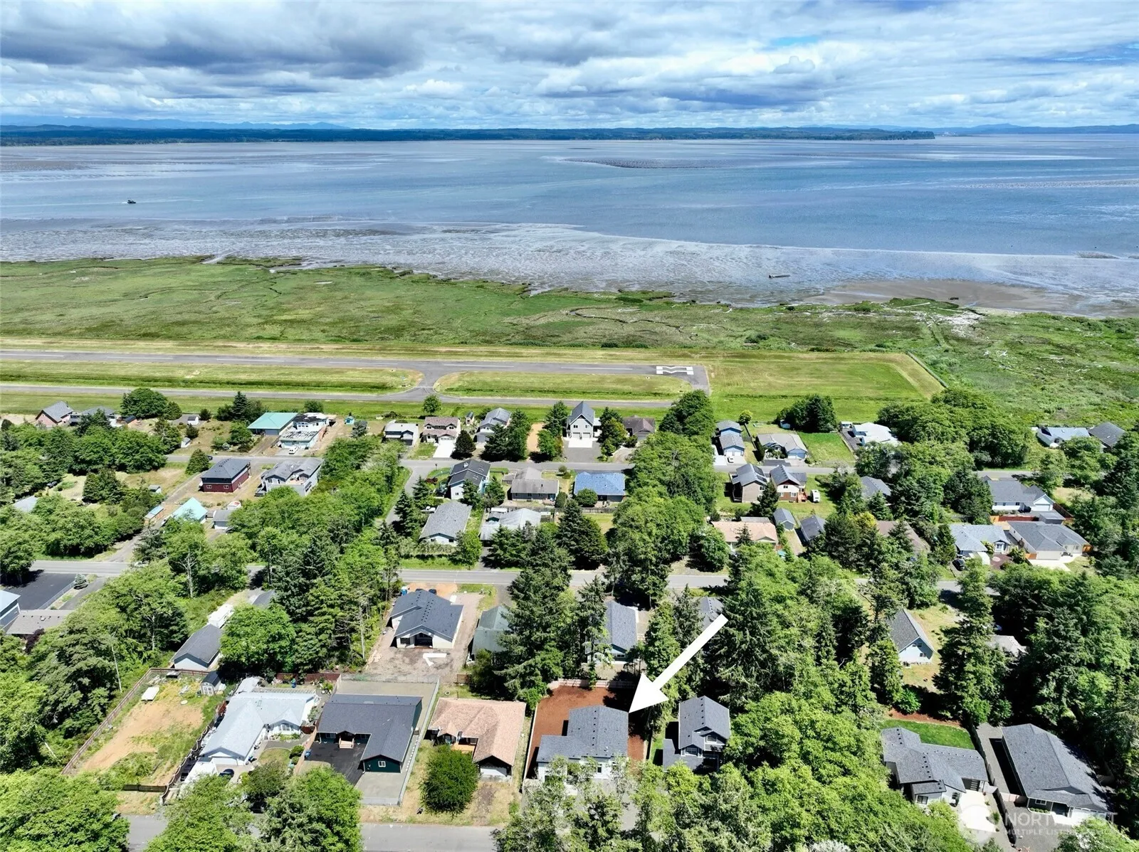 Property photo for 382 Lake View Loop Ne, Ocean Shores photo 4