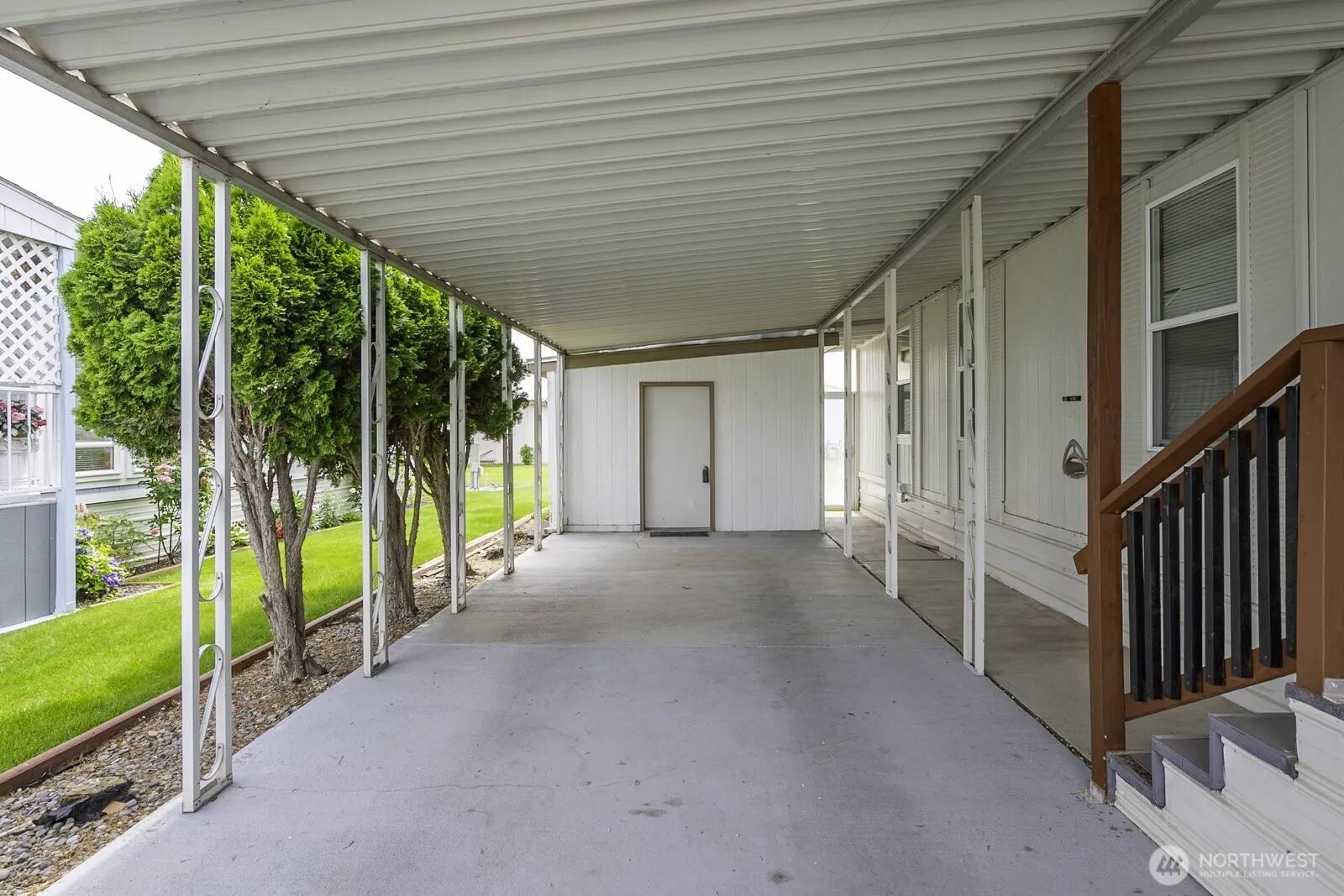 Property photo for 2240 W Broadway Avenue #221, Moses Lake photo 3