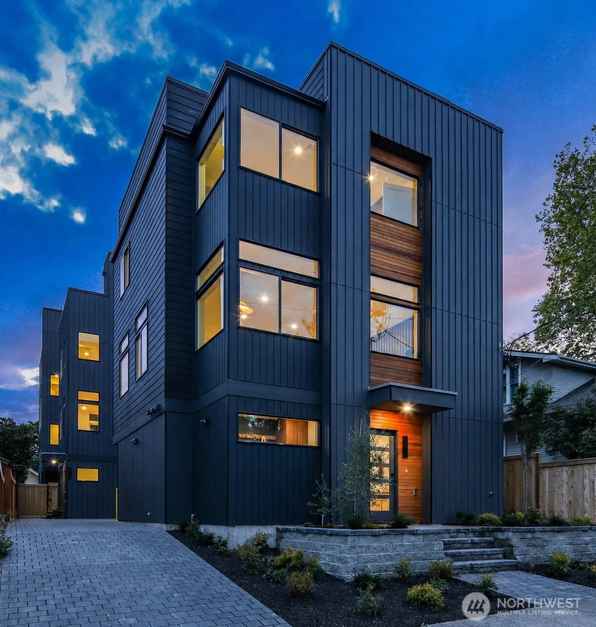 4531 Corliss Avenue N, Seattle
