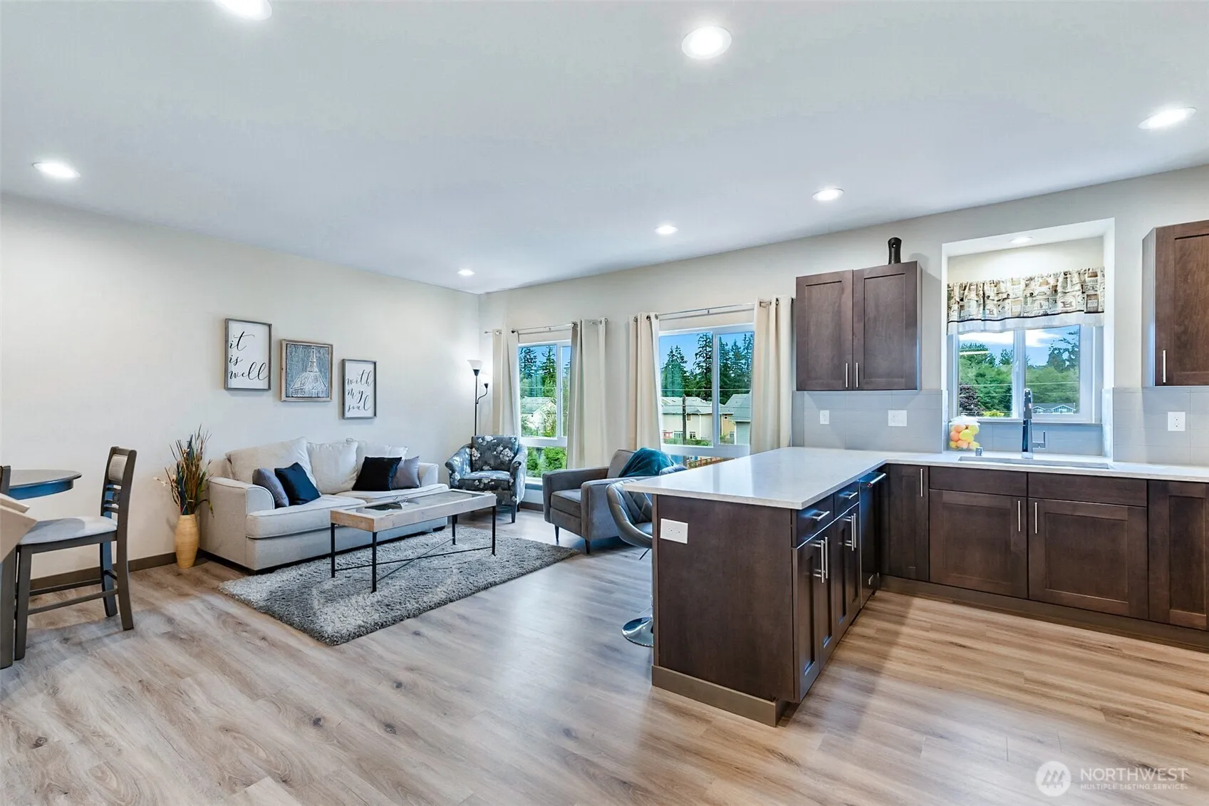 Property photo for 14906 Manor Way #b, Lynnwood photo 4
