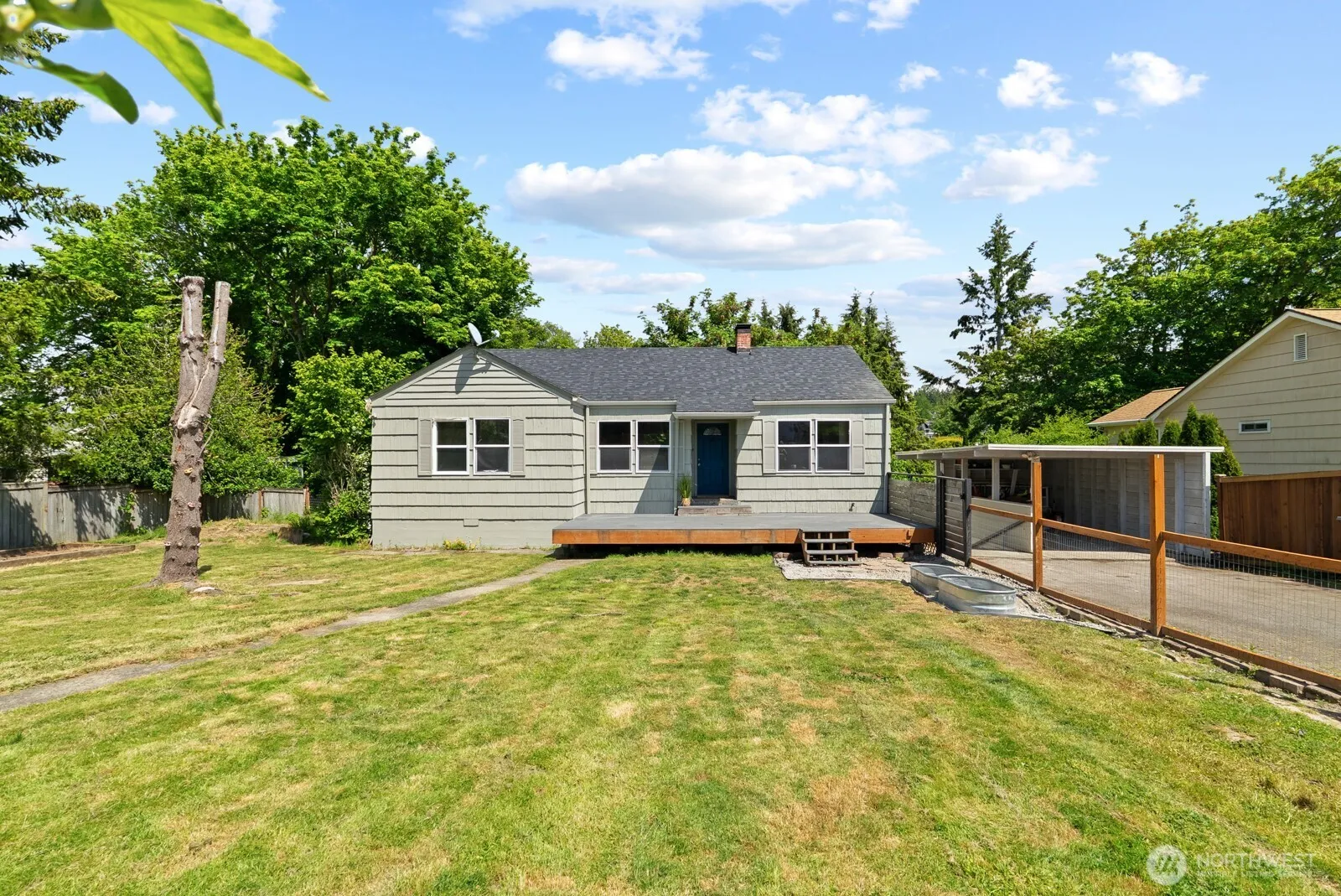 Property photo for 307 4th Street Steilacoom, Steilacoom