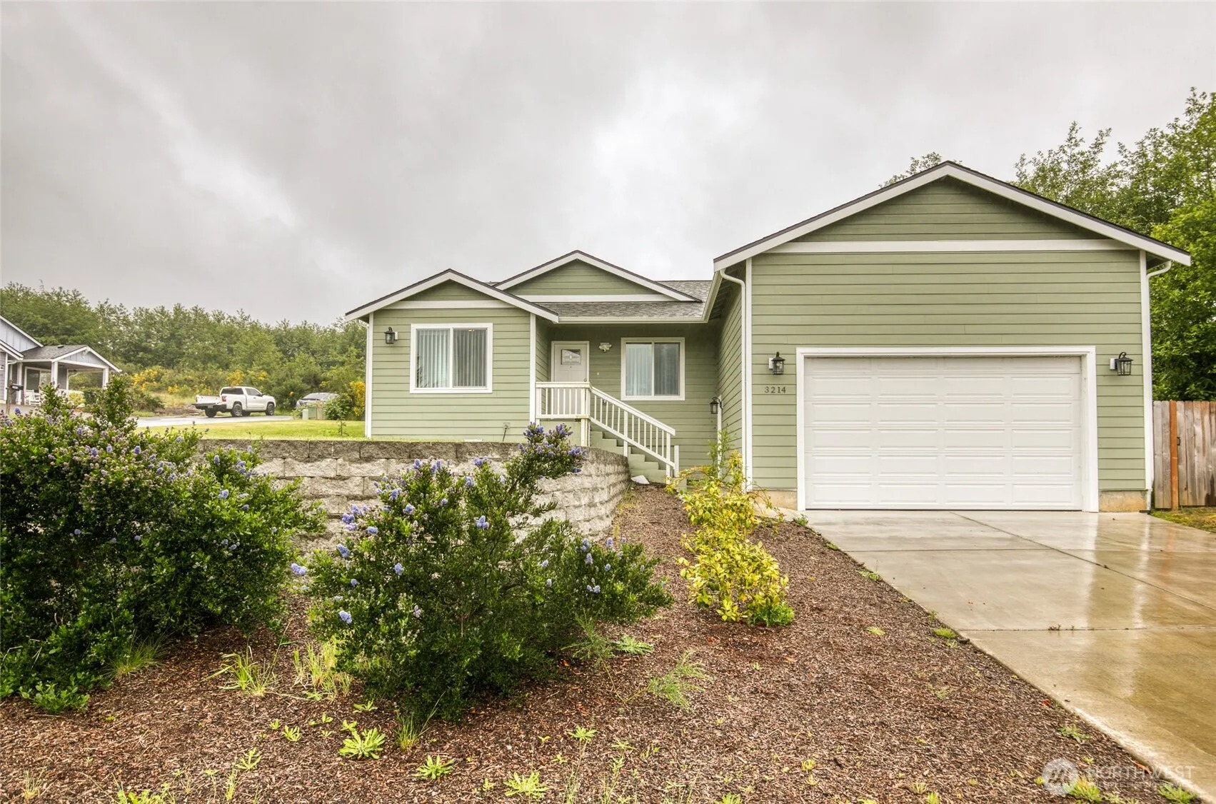 Property photo for 3214 Sanderling Drive, Hoquiam