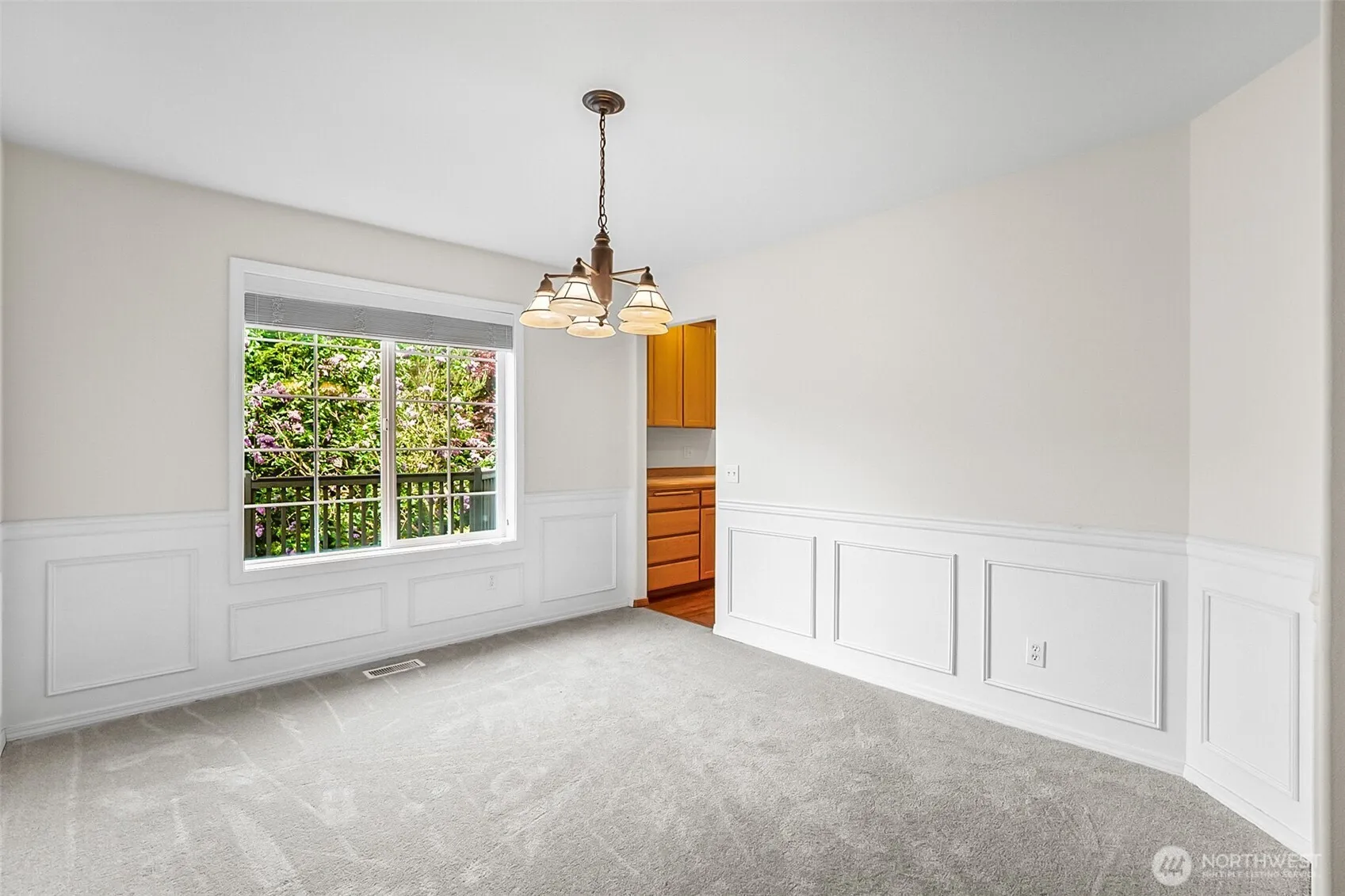 Property photo for 18410 11th Drive Se, Bothell photo 5
