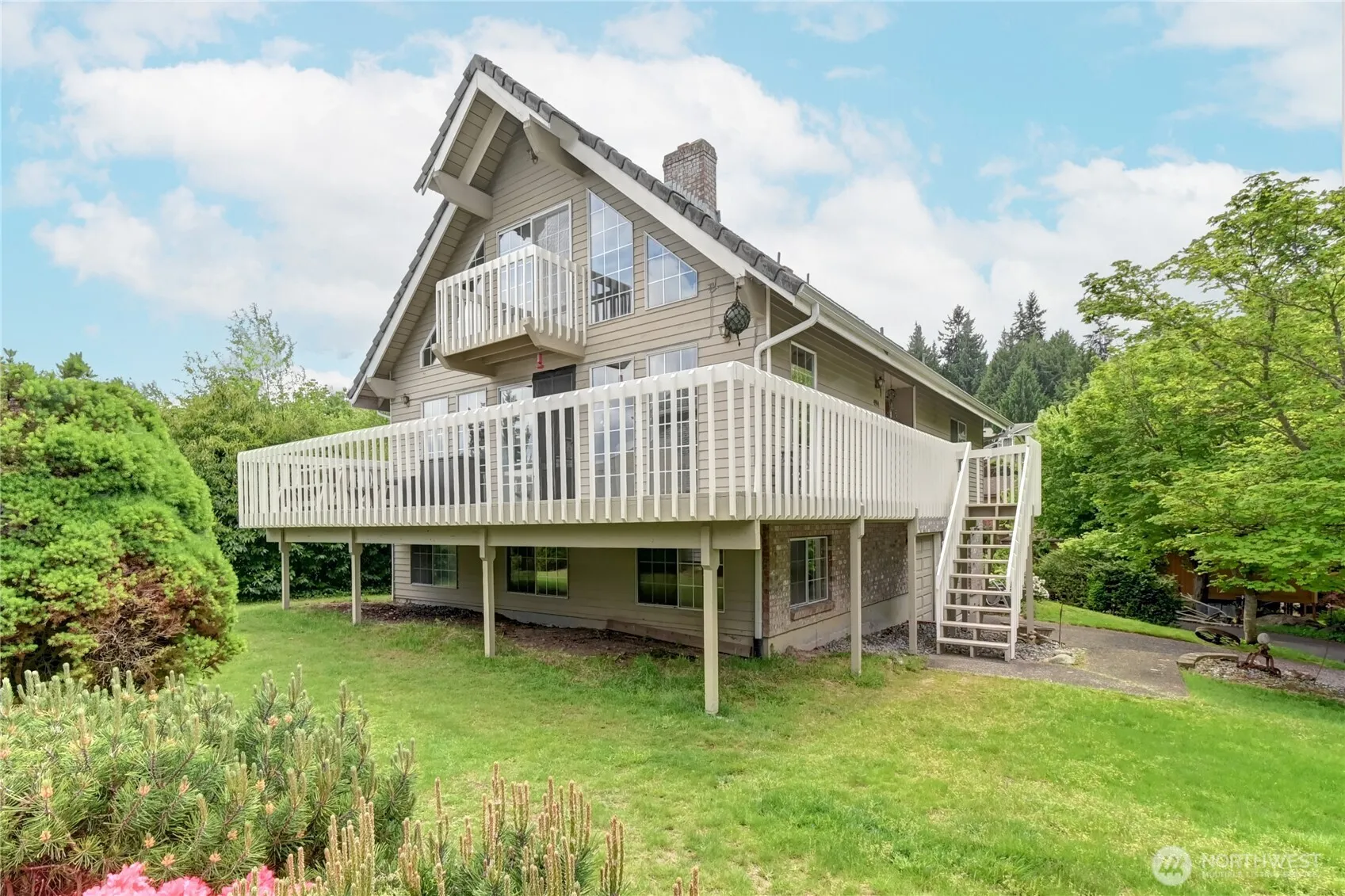 Property photo for 4914 Dover Street, Everett