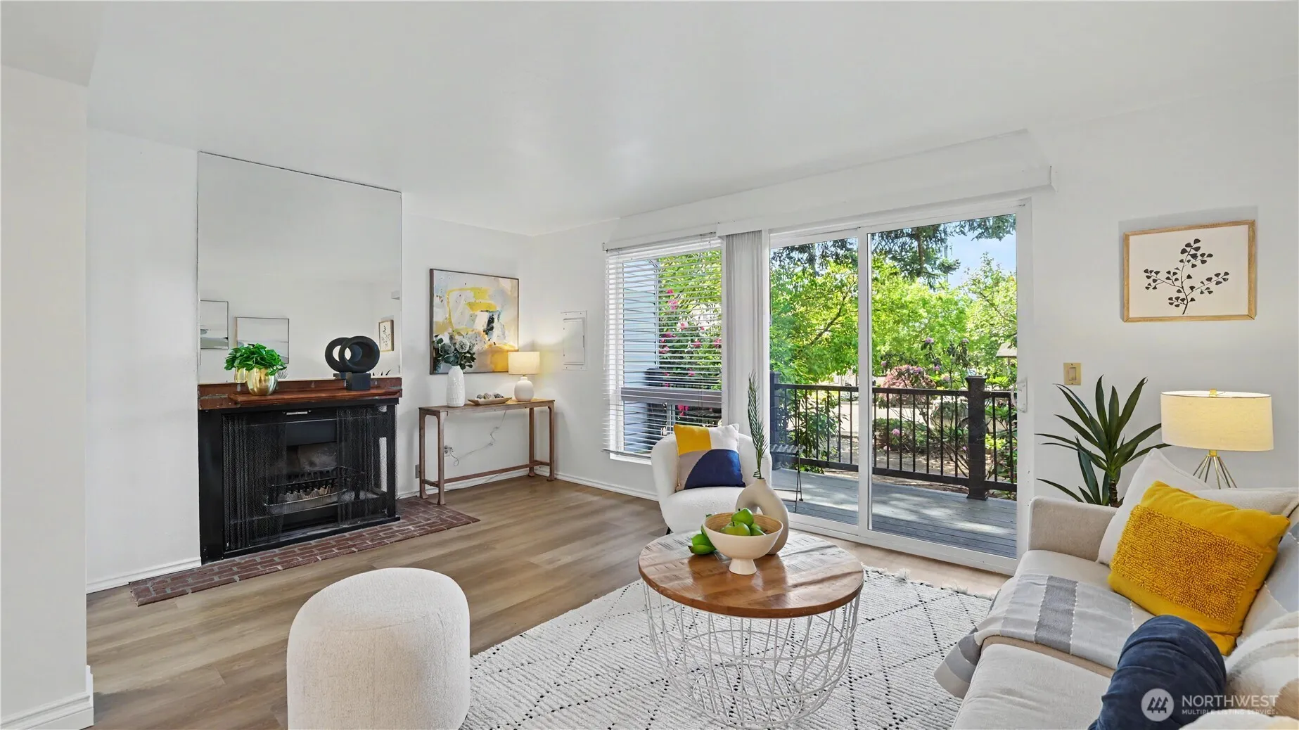Property photo for 12517 Se 30th Street, Bellevue photo 4