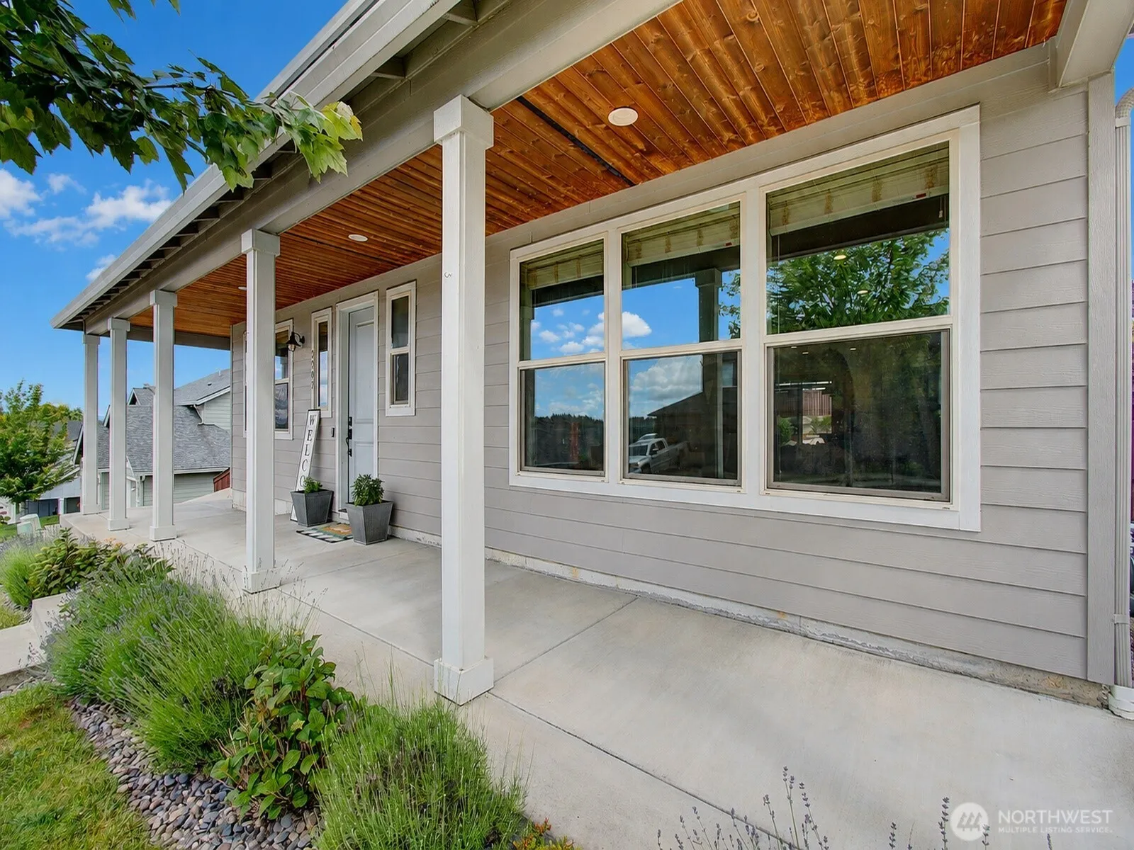 Property photo for 2307 E 6th Street, La Center photo 3