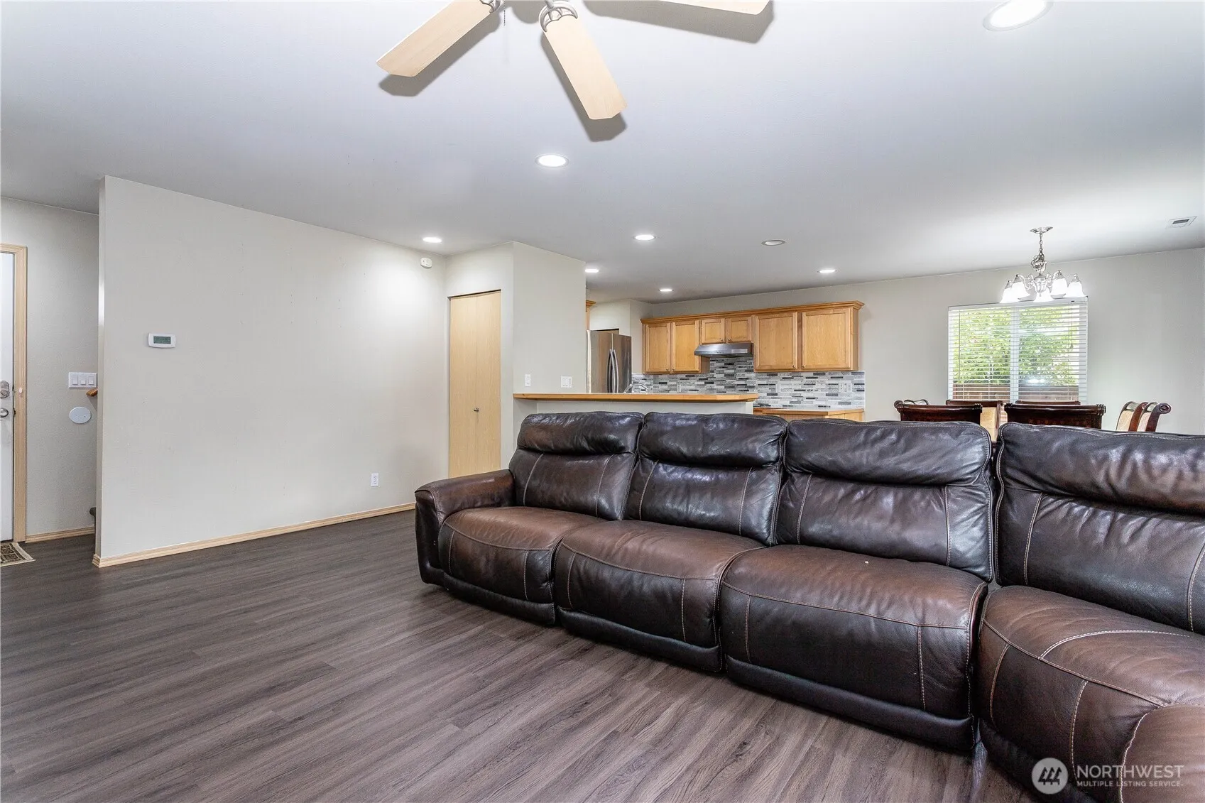 Property photo for 324 Kirkland Place Se, Renton photo 5