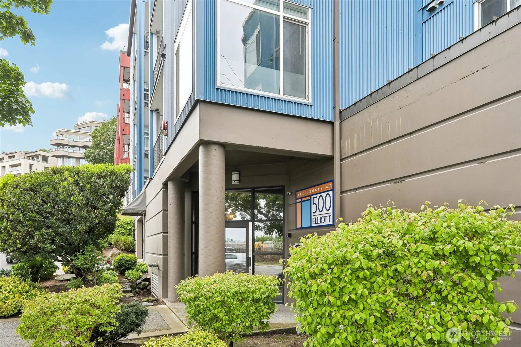 Property photo for 500 Elliott Avenue W #405, Seattle photo 2
