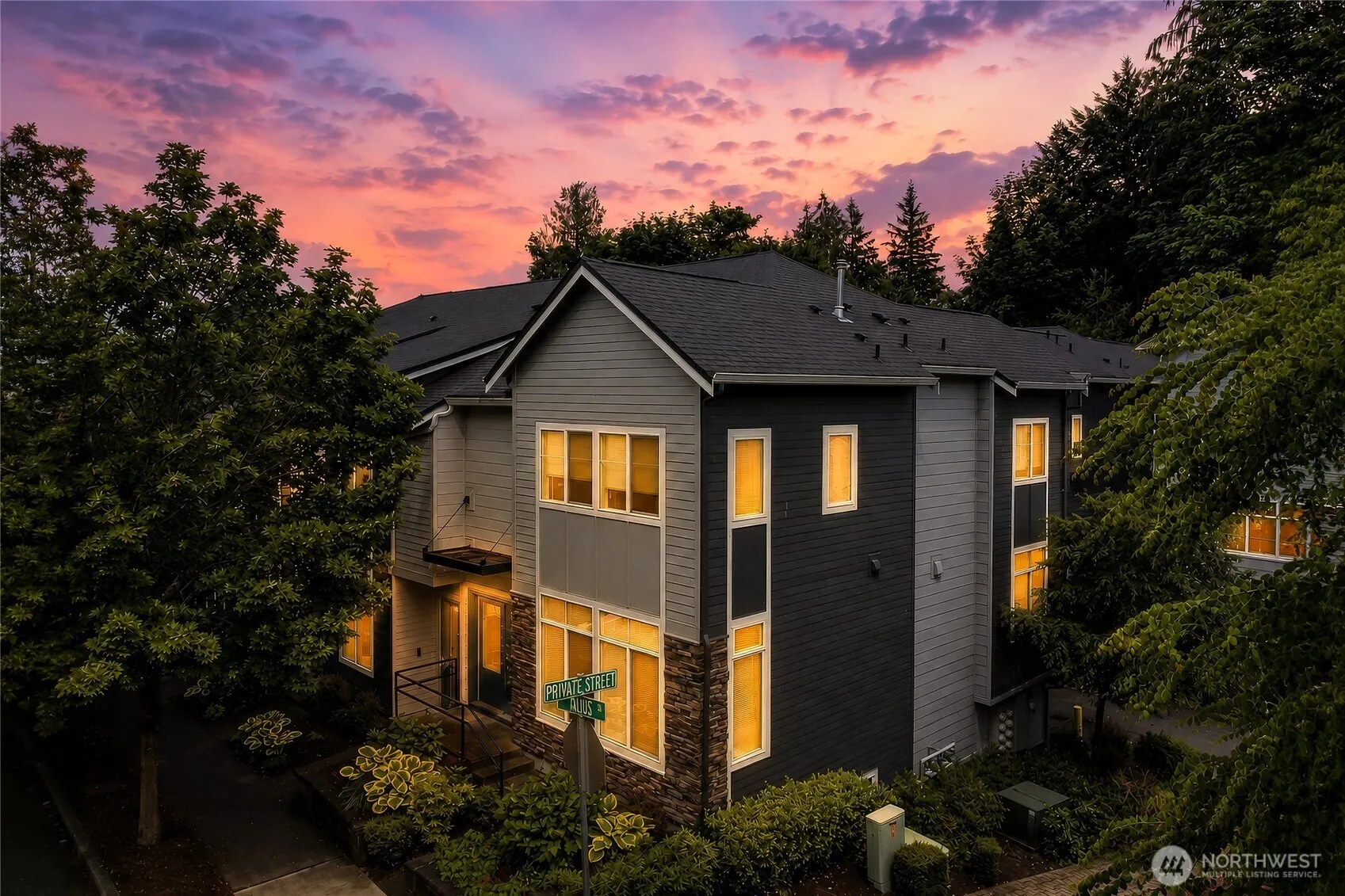 Property photo for 2129 Nw Tulus Dr, Issaquah