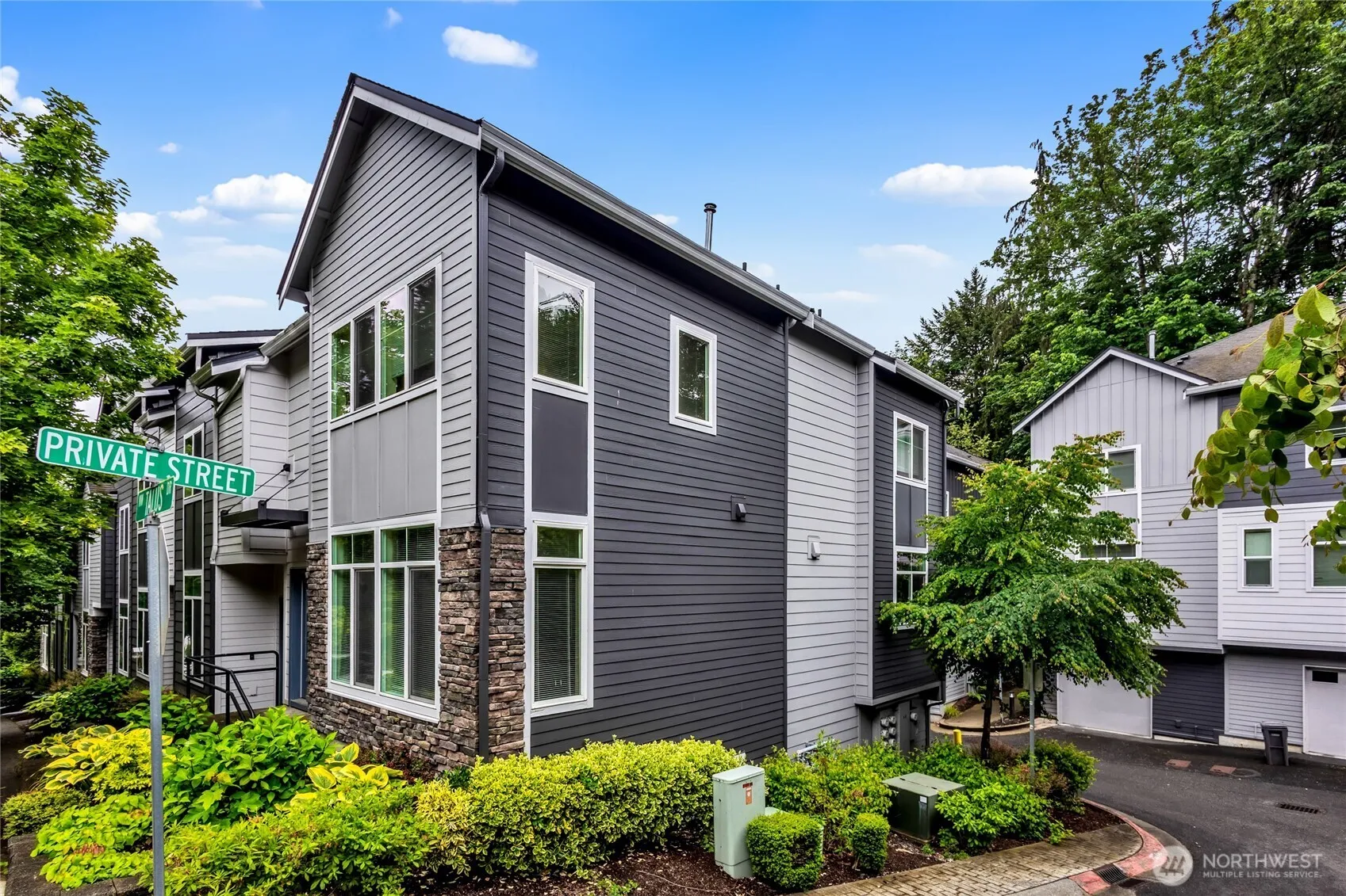 Property photo for 2129 Nw Tulus Dr, Issaquah photo 2