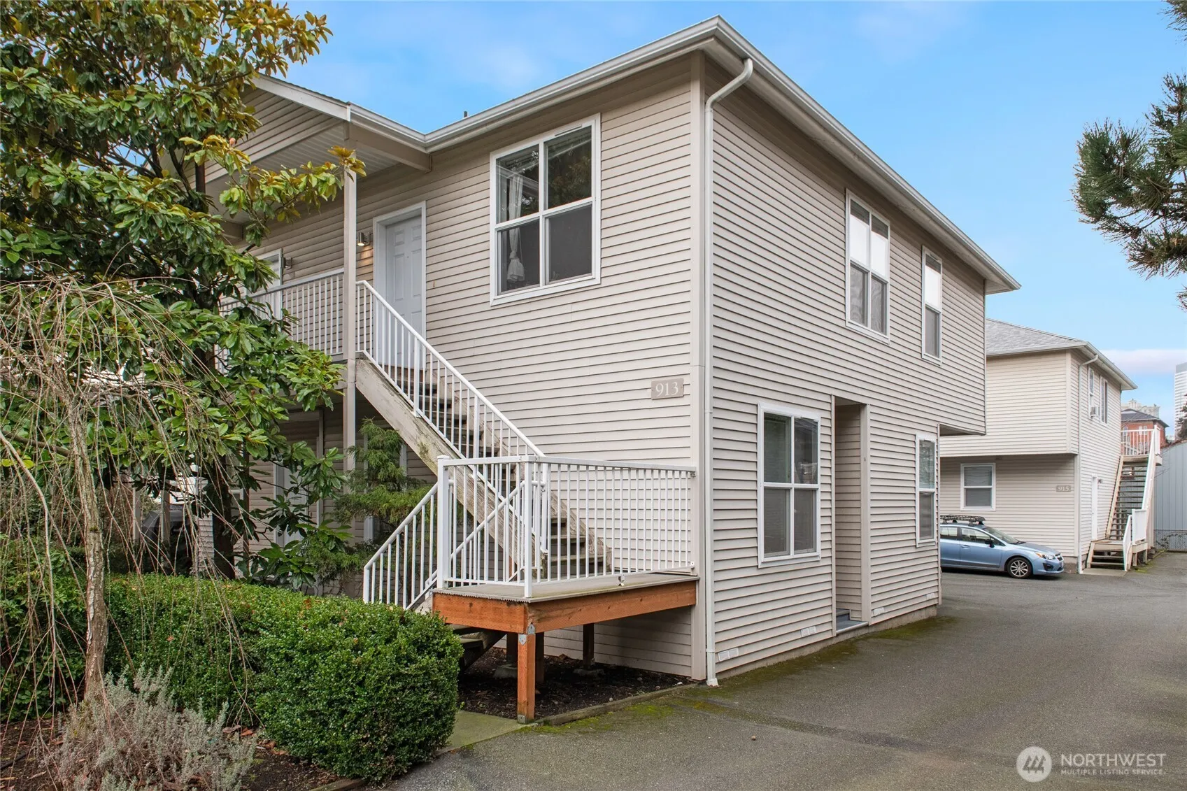 Property photo for 913 917 13th Avenue, Seattle photo 4