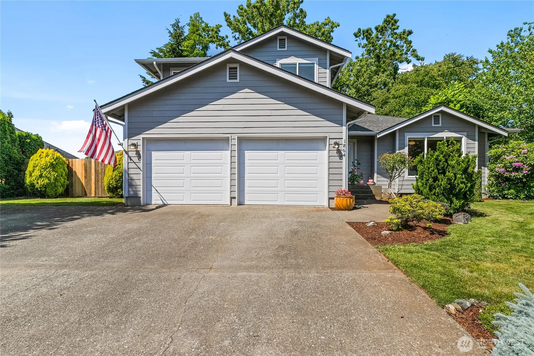 Property photo for 1864 19th Court, Lynden