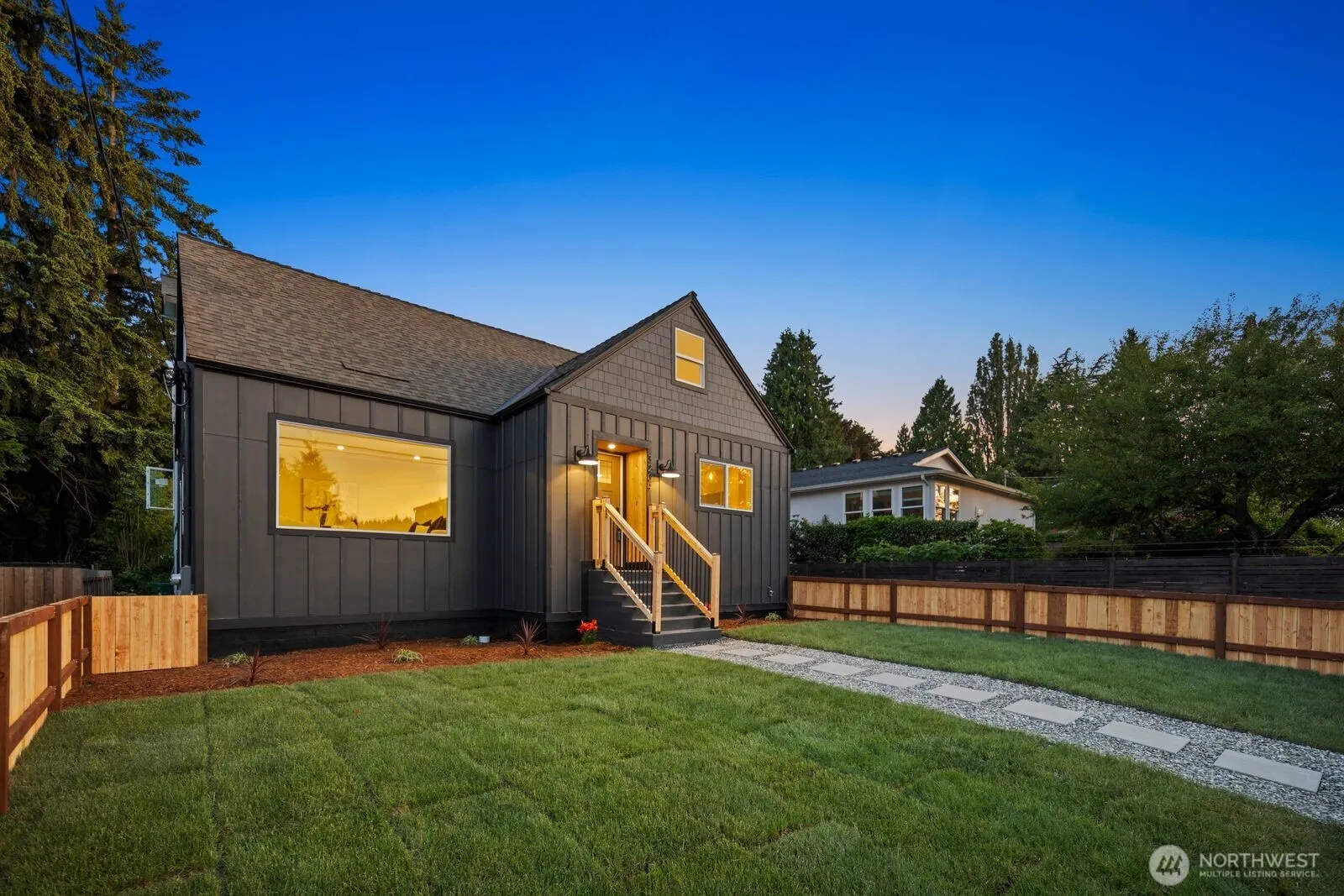 Property photo for 3209 Ne 98th Street, Seattle