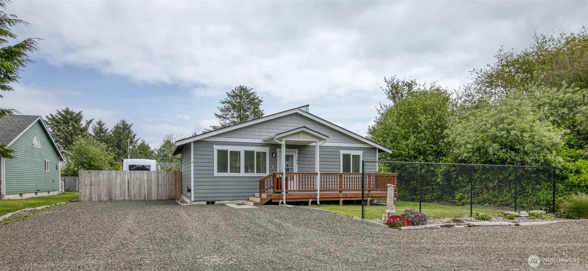 Property photo for 164 N Oar Loop Nw, Ocean Shores photo 3