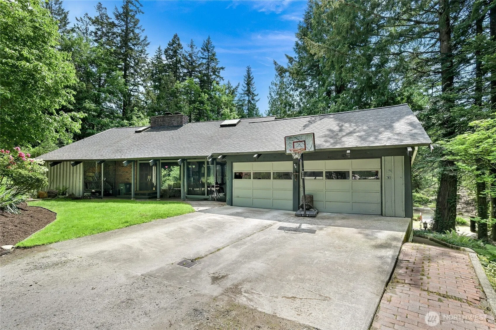 Property photo for 3987 Britton Road, Bellingham
